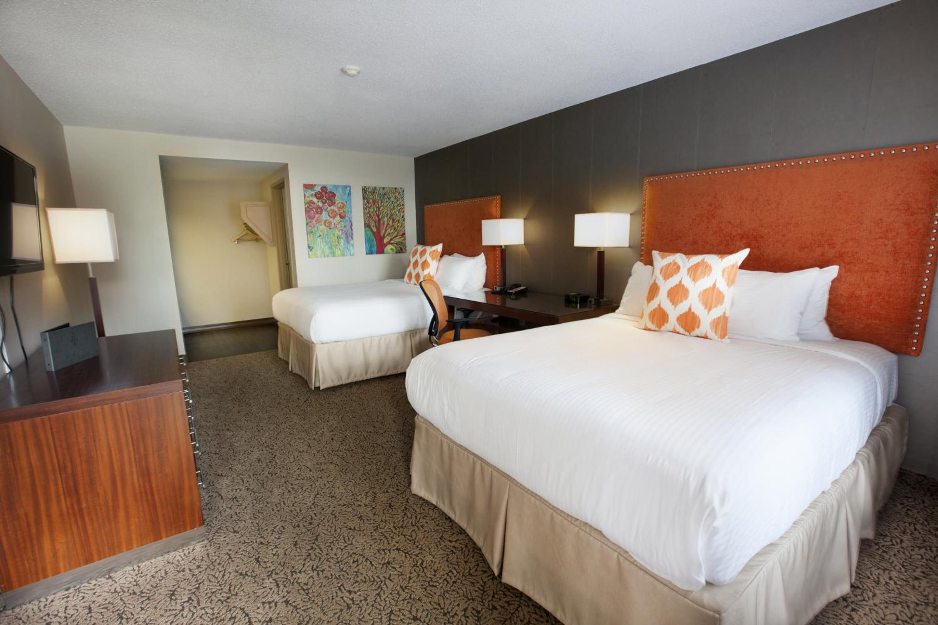 Queen Room with Two Queen Beds and Exterior Entrance - Photo 3