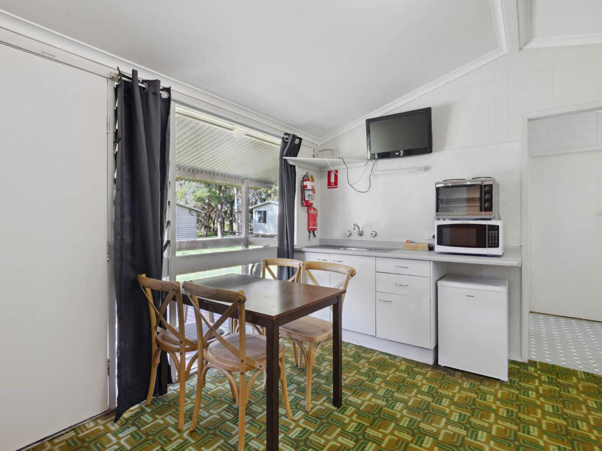 Economy One-Bedroom Cabin - Not Pet Friendly photo 2