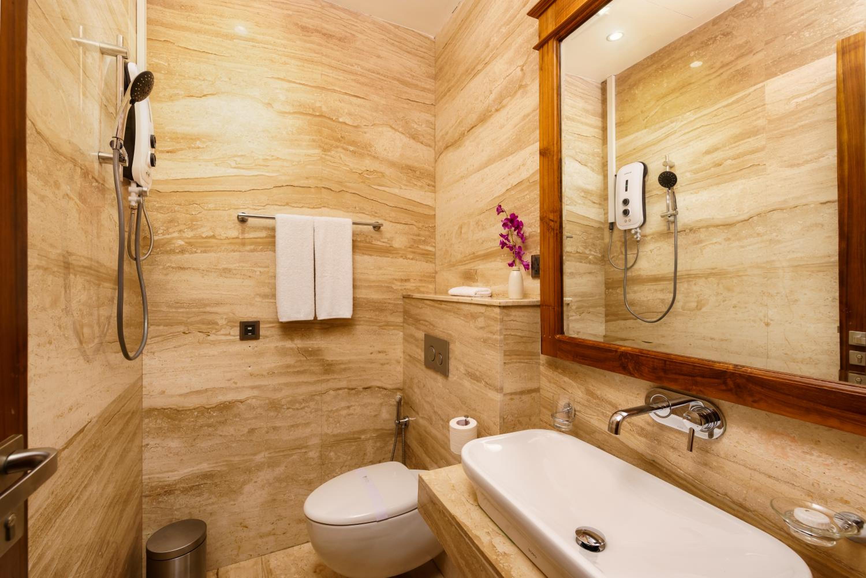Two-Bedroom Apartment - Photo 4