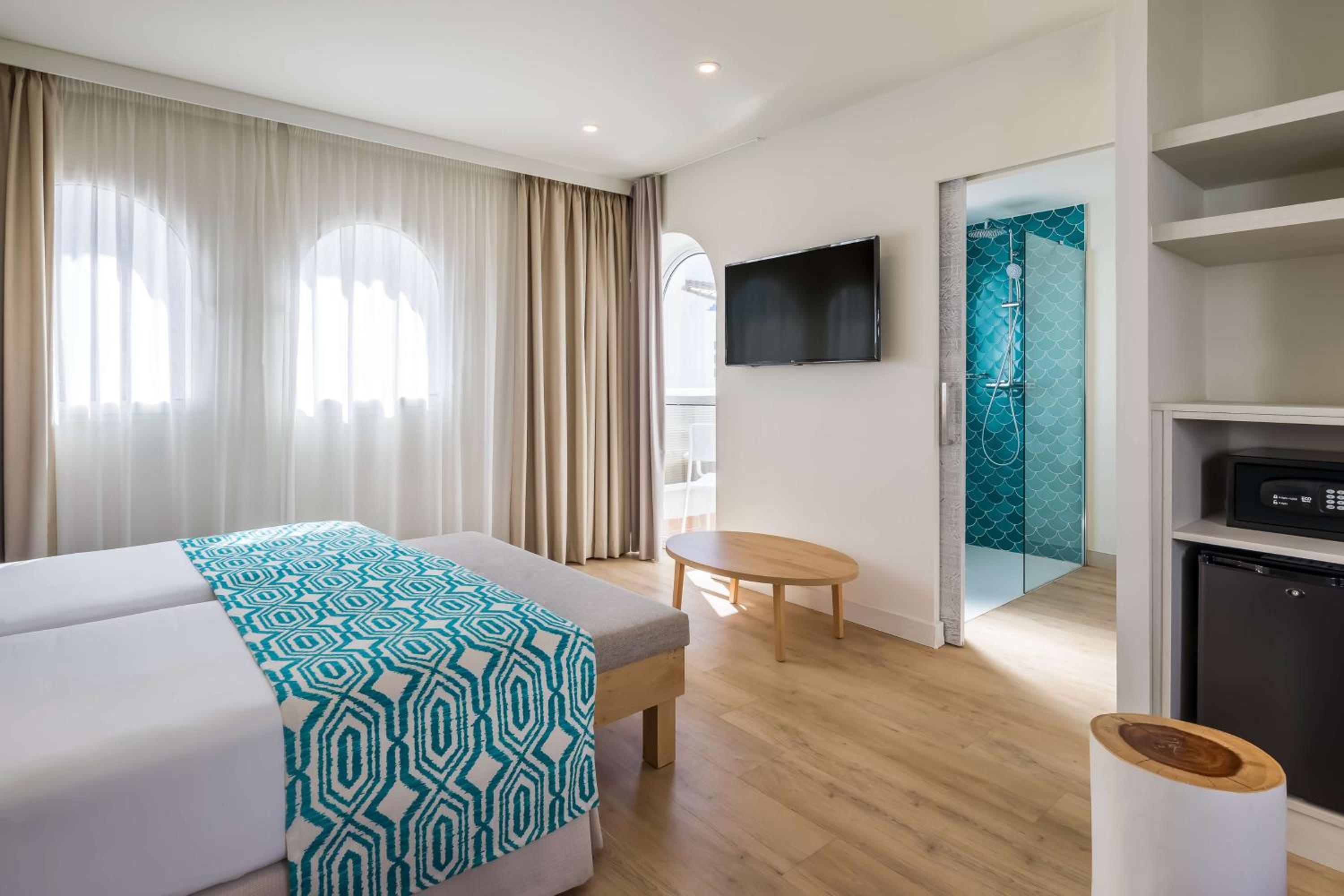 Superior Room - Photo 3