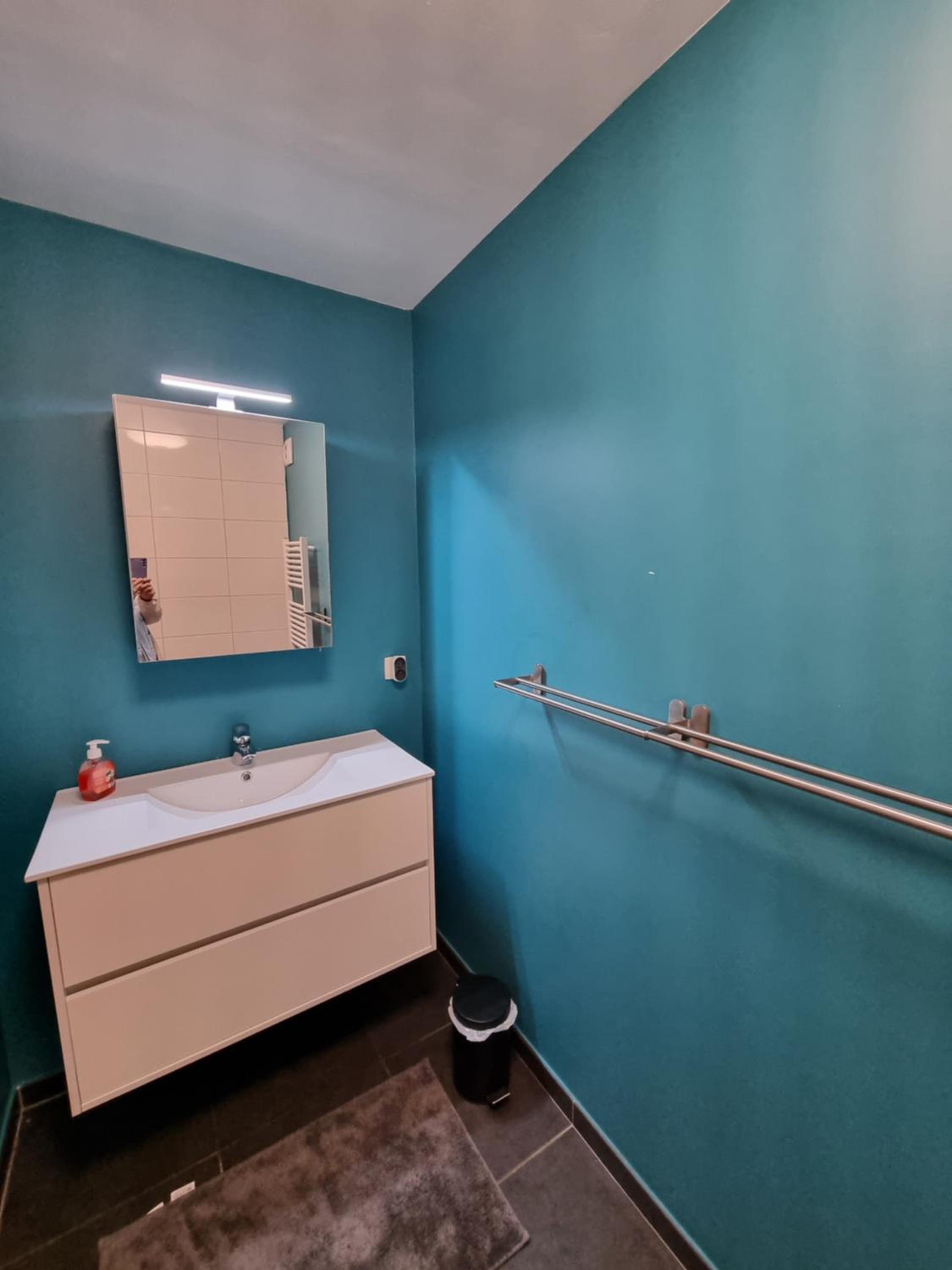 Two-Bedroom Apartment - Photo 9