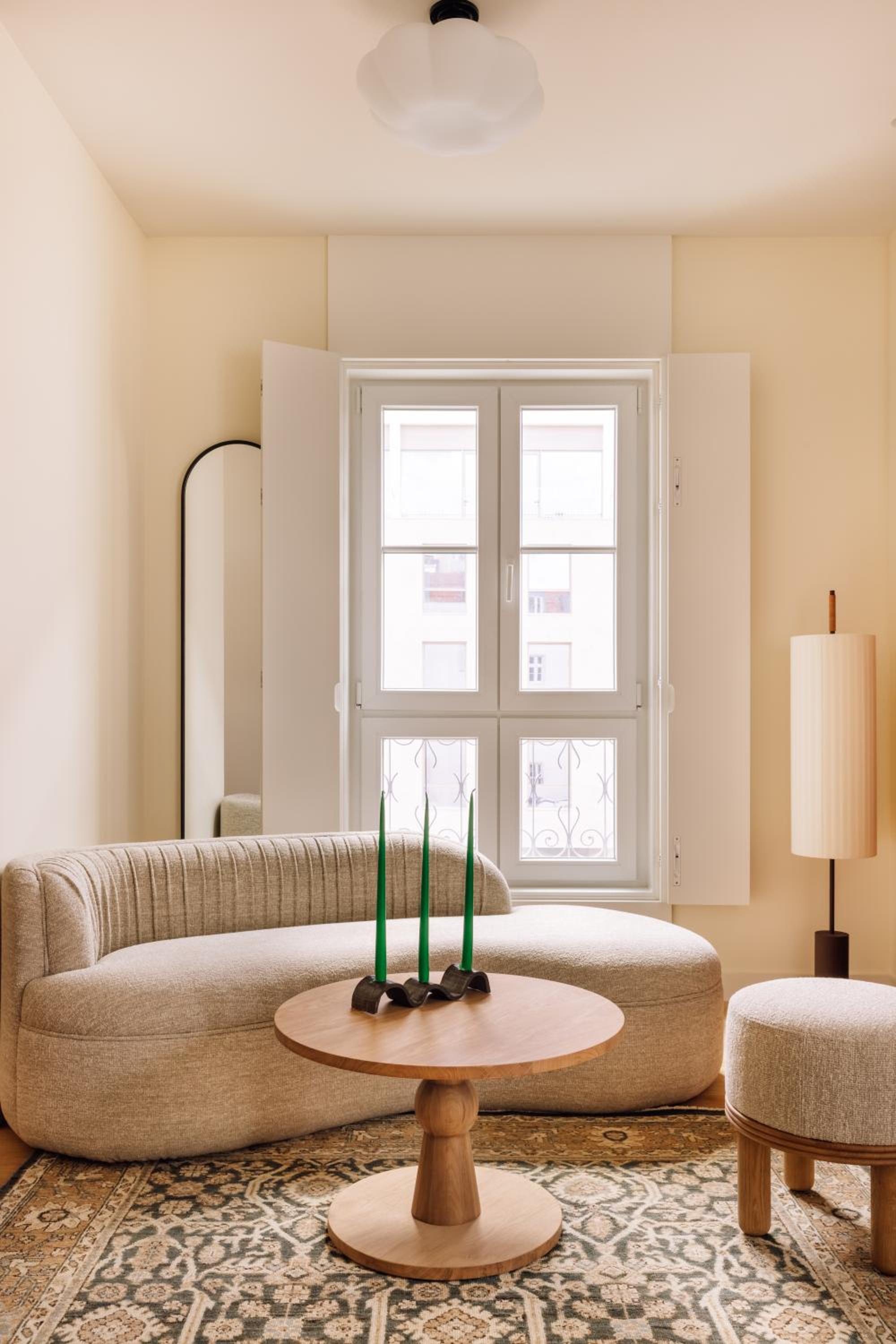 One Bedroom Apartment - Photo 8
