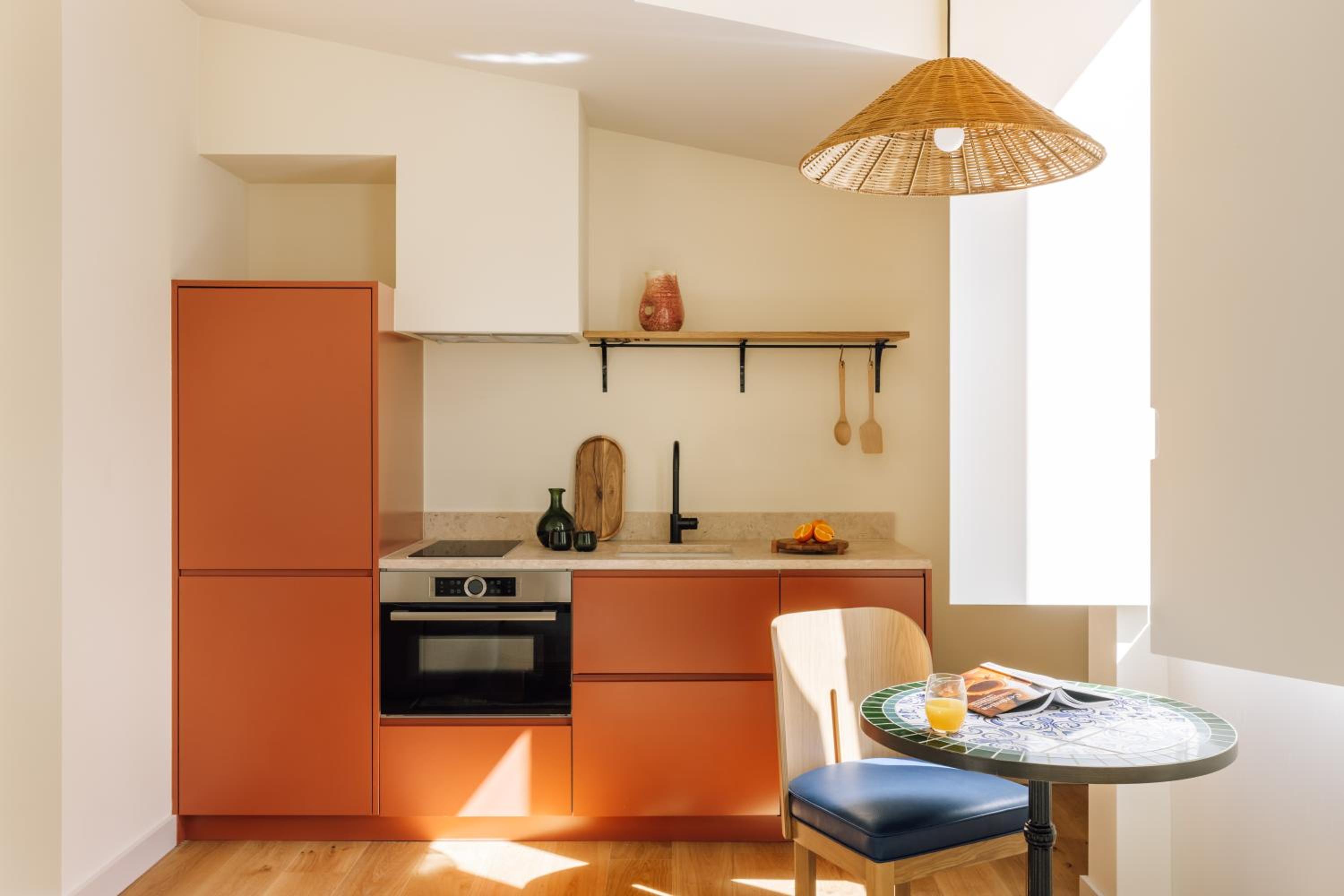 One Bedroom Apartment - Photo 4