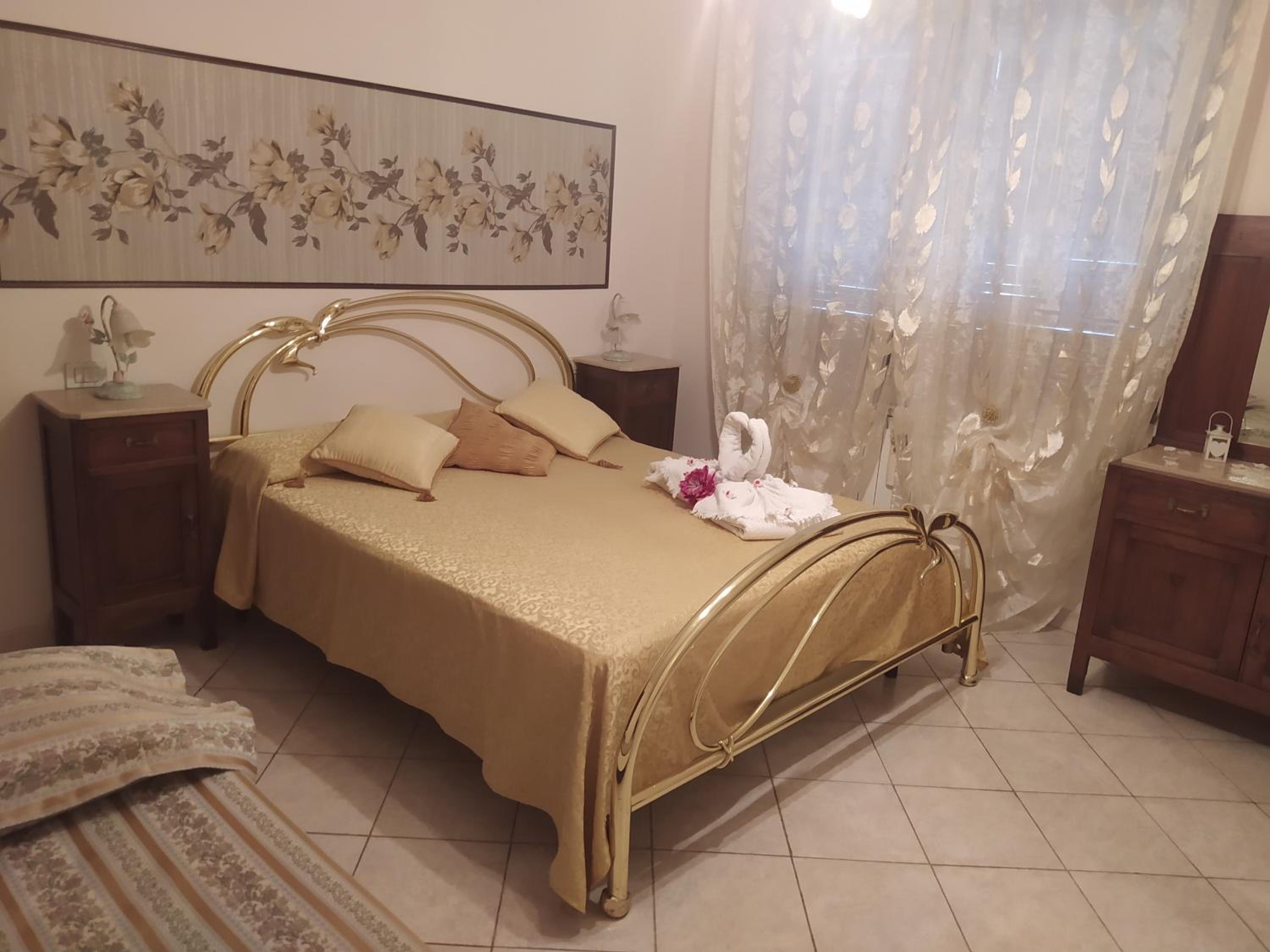 Two-Bedroom Apartment with Balcony - Photo 1