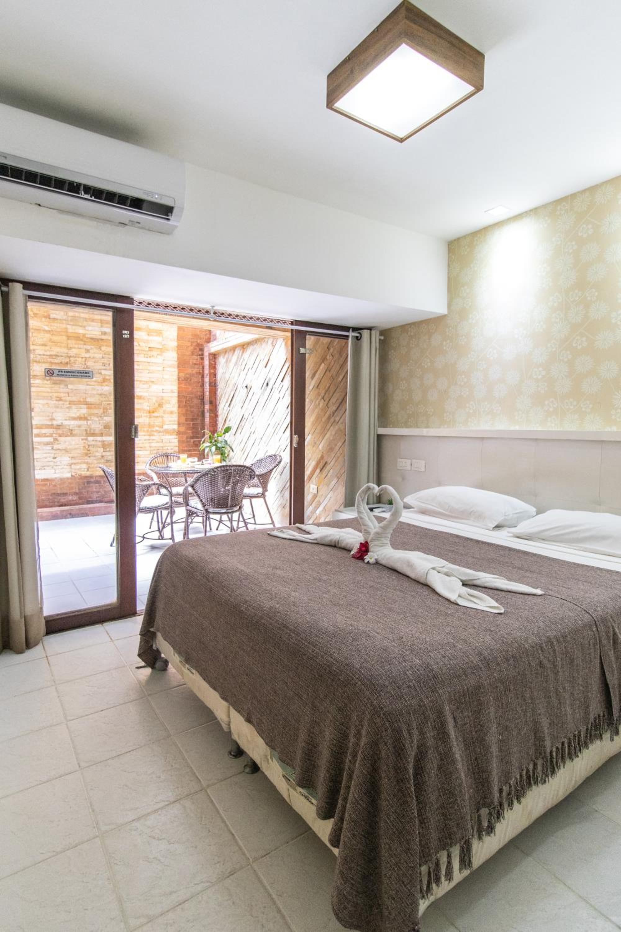 Two-Bedroom Apartment with Balcony photo 2
