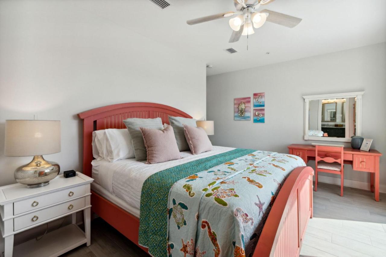 Four-Bedroom House photo 2