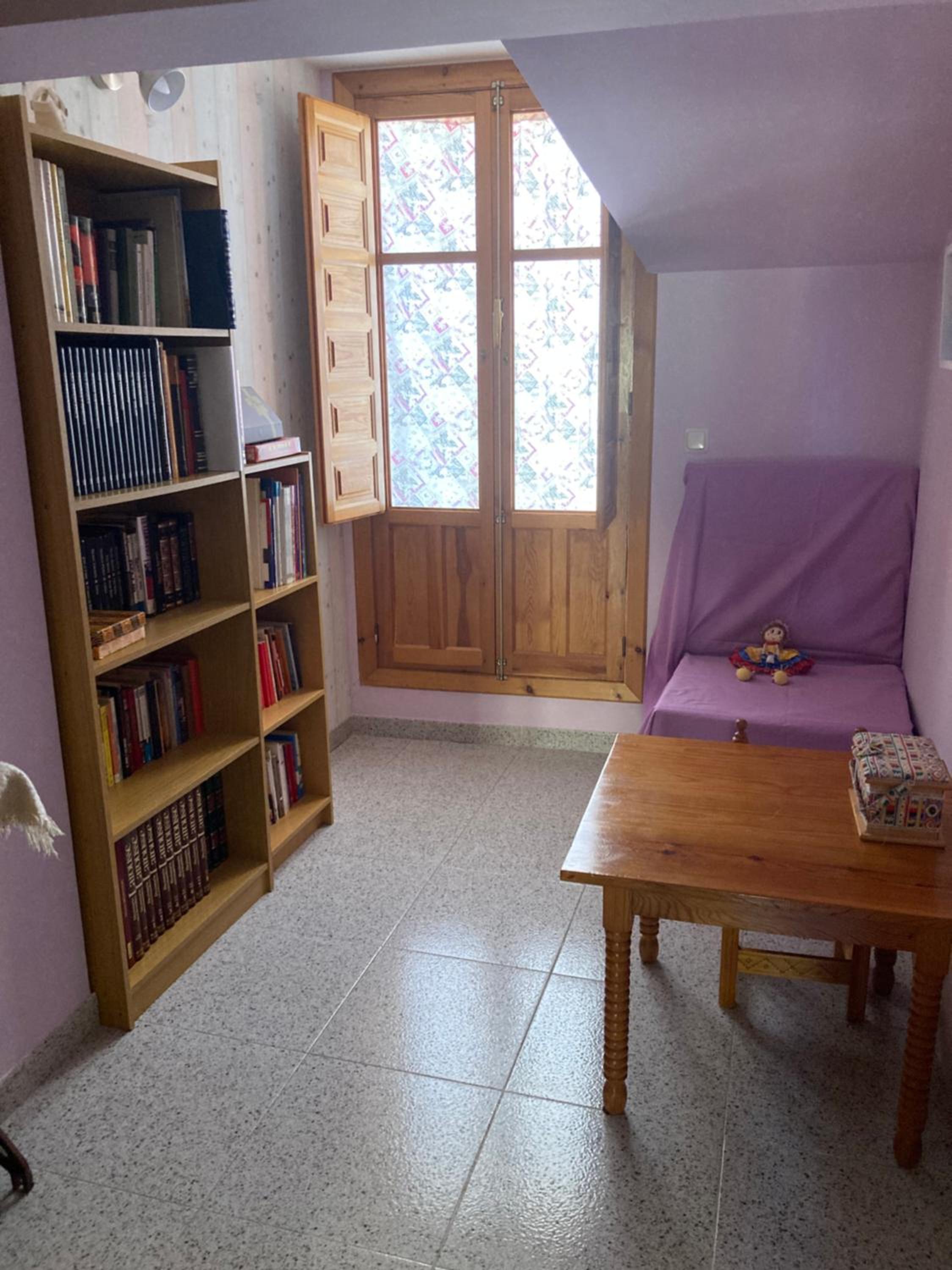 Casa de cuatro habitaciones