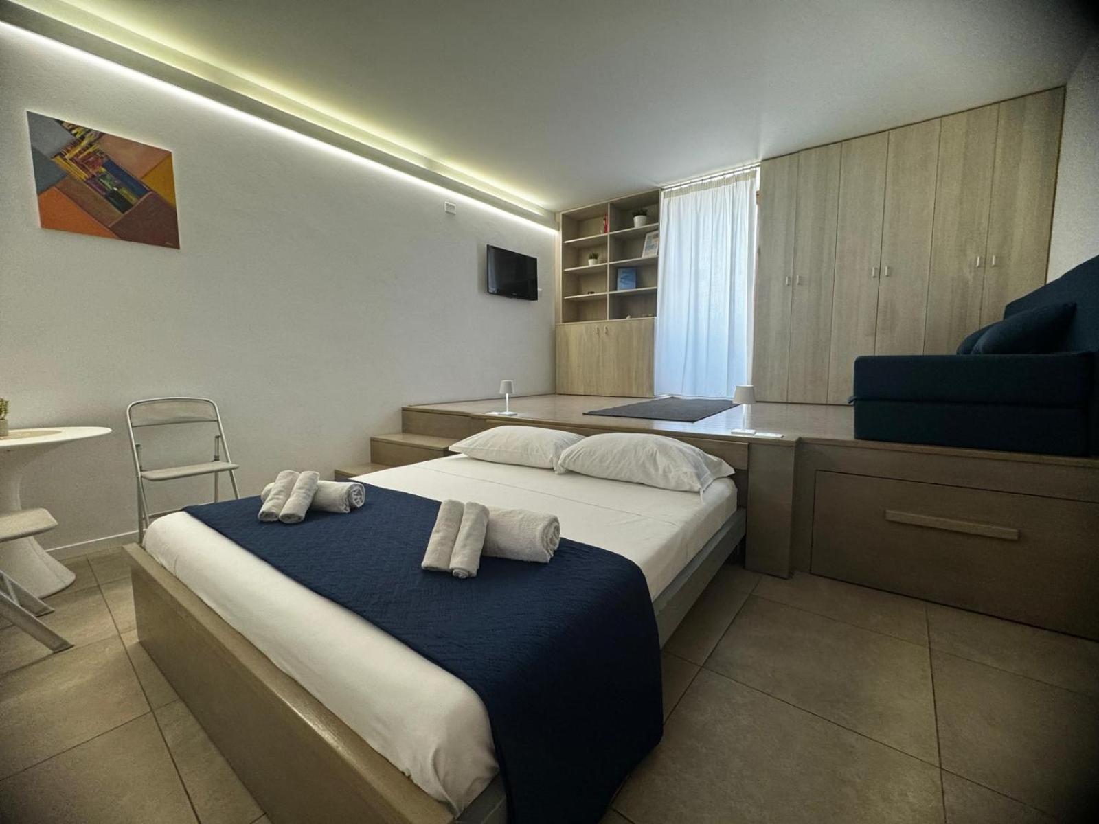One-Bedroom Apartment With Sea View