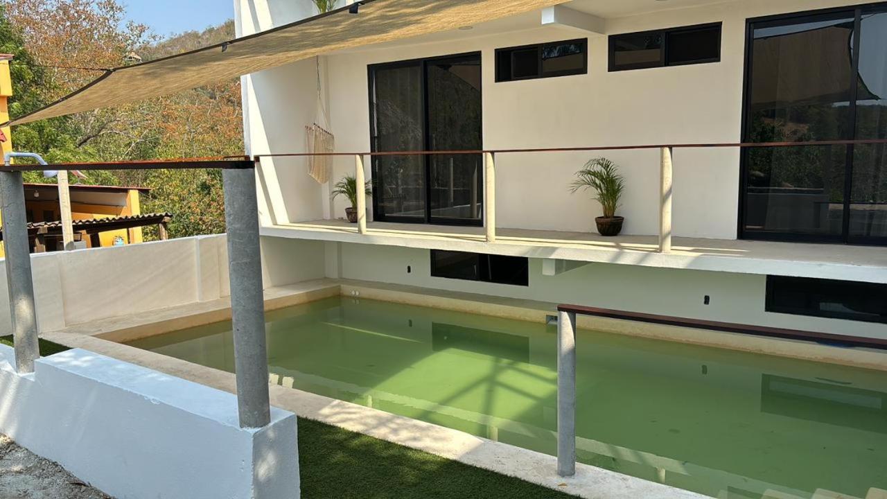 Double Room With Pool View photo 1