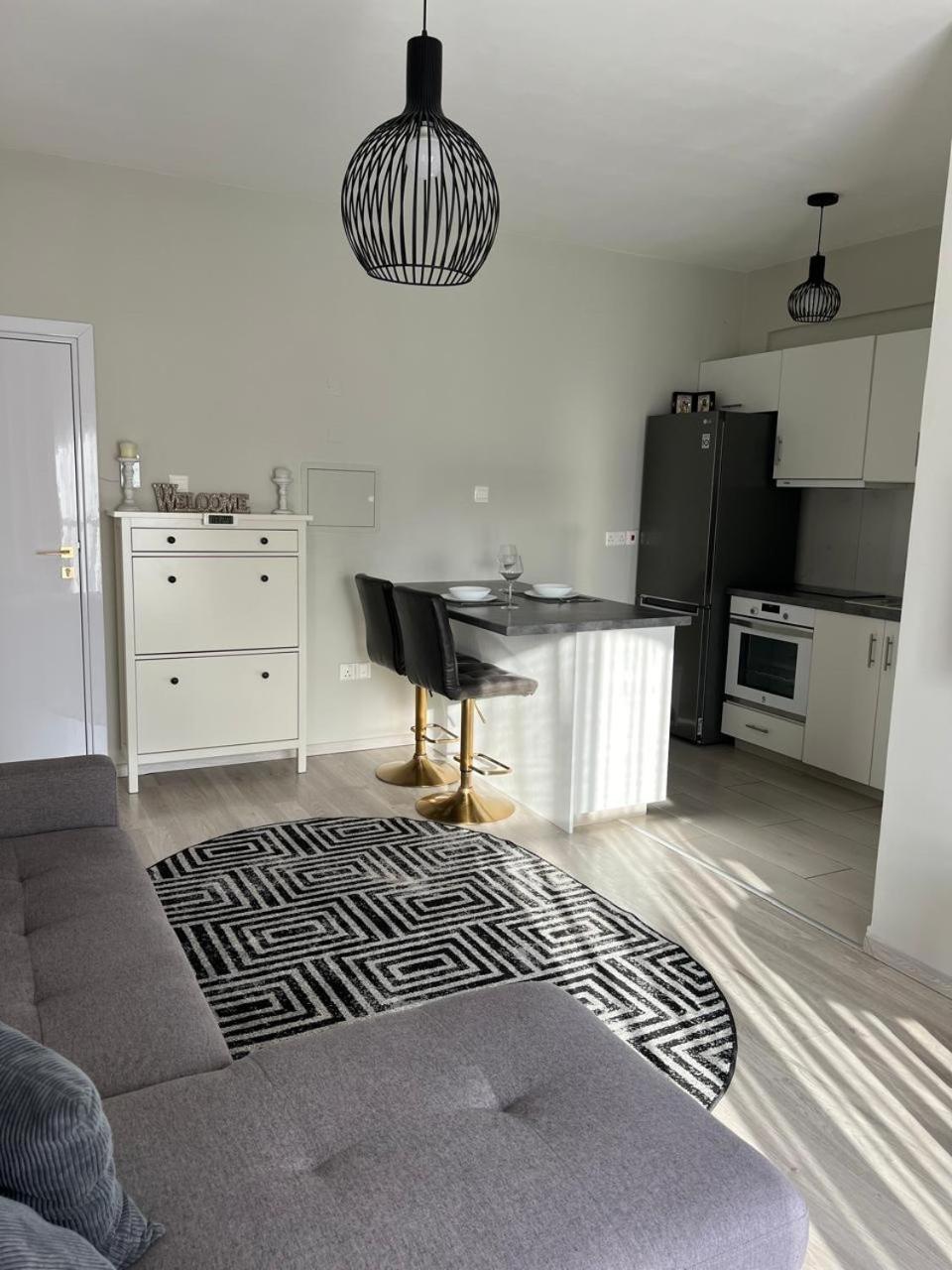 One-Bedroom Apartment - Photo 29
