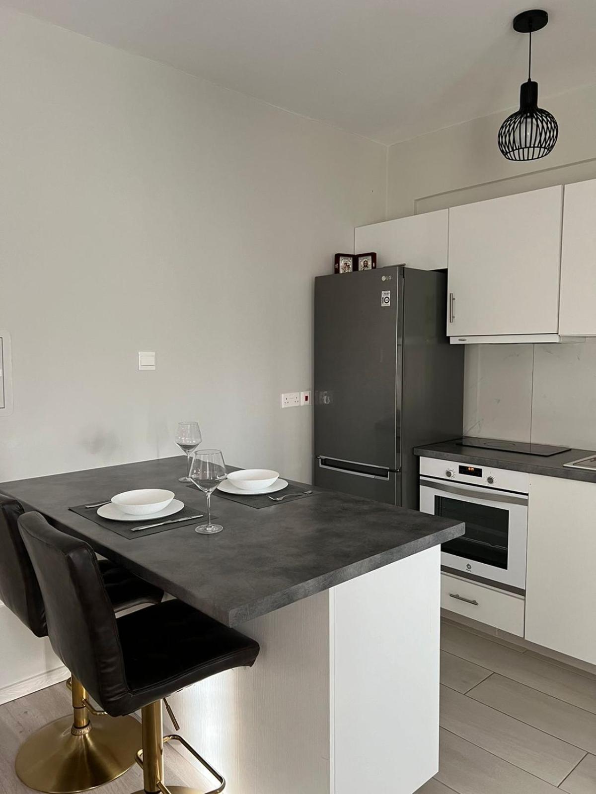 One-Bedroom Apartment - Photo 23