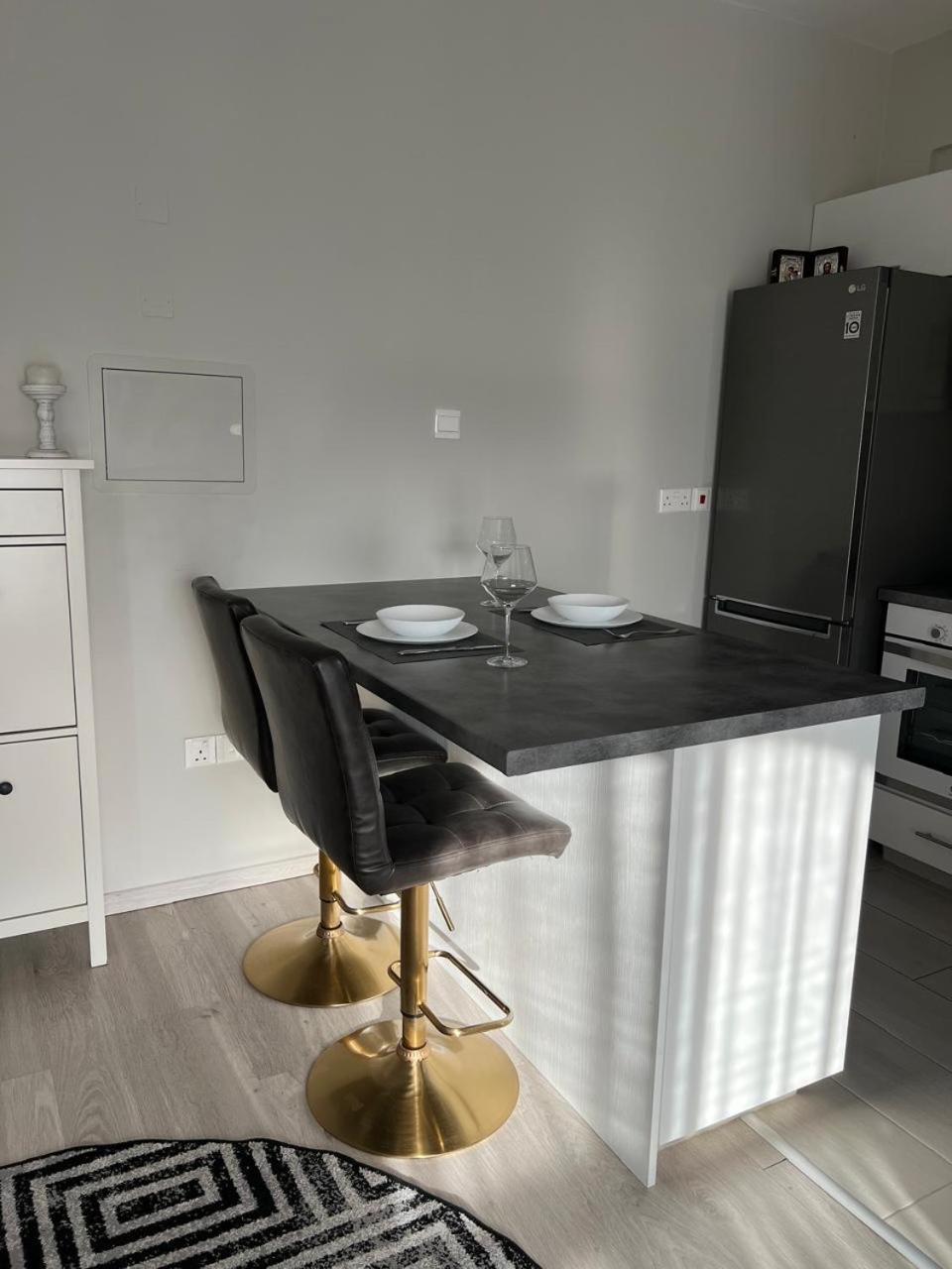 One-Bedroom Apartment - Photo 18
