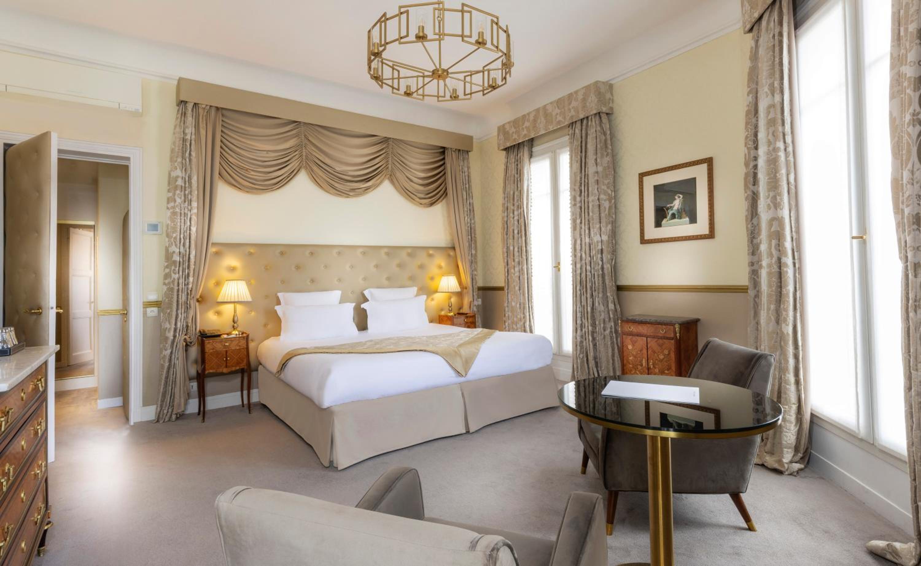  Corner Junior Suite photo 2