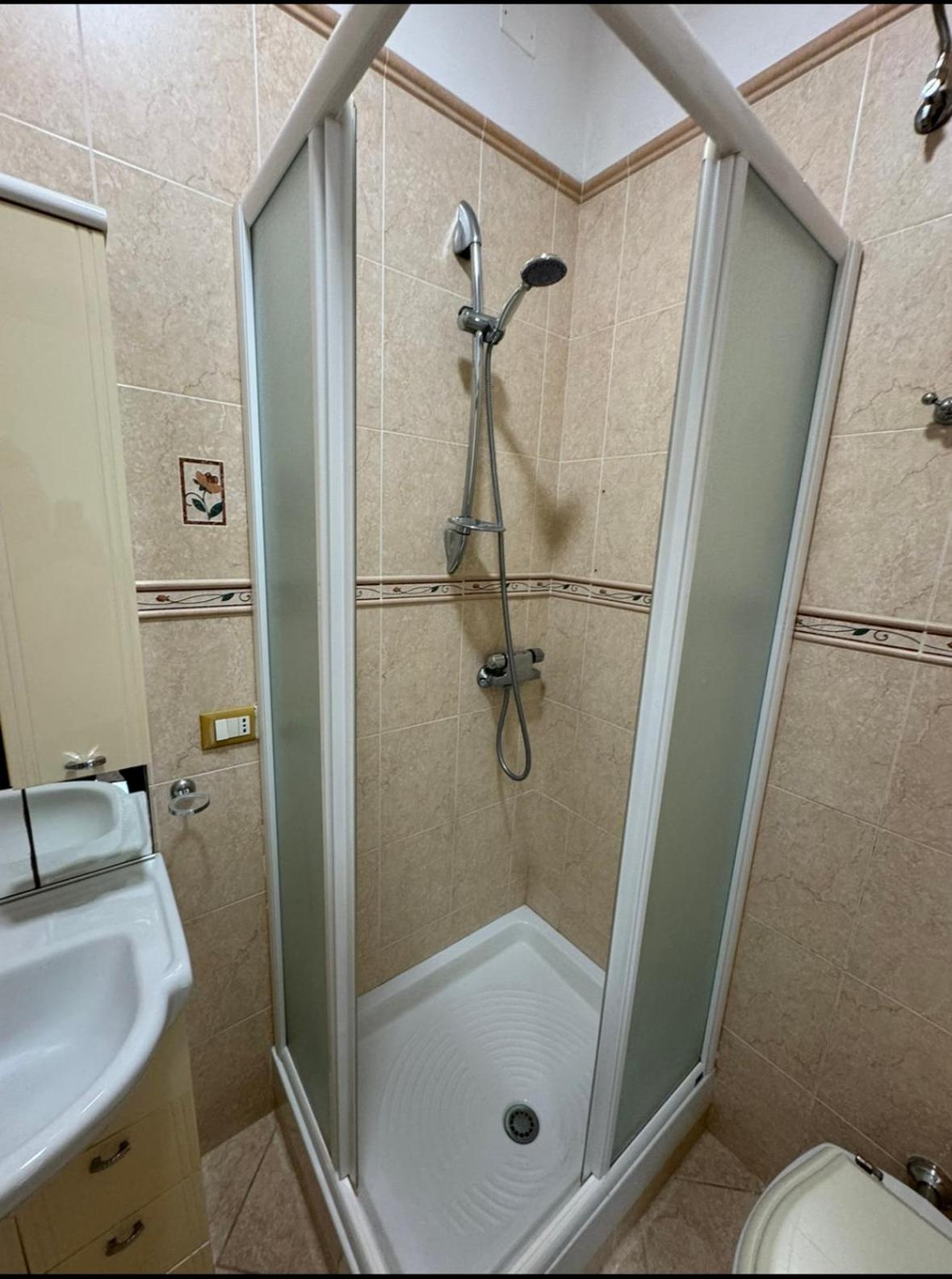 One-Bedroom House photo 2