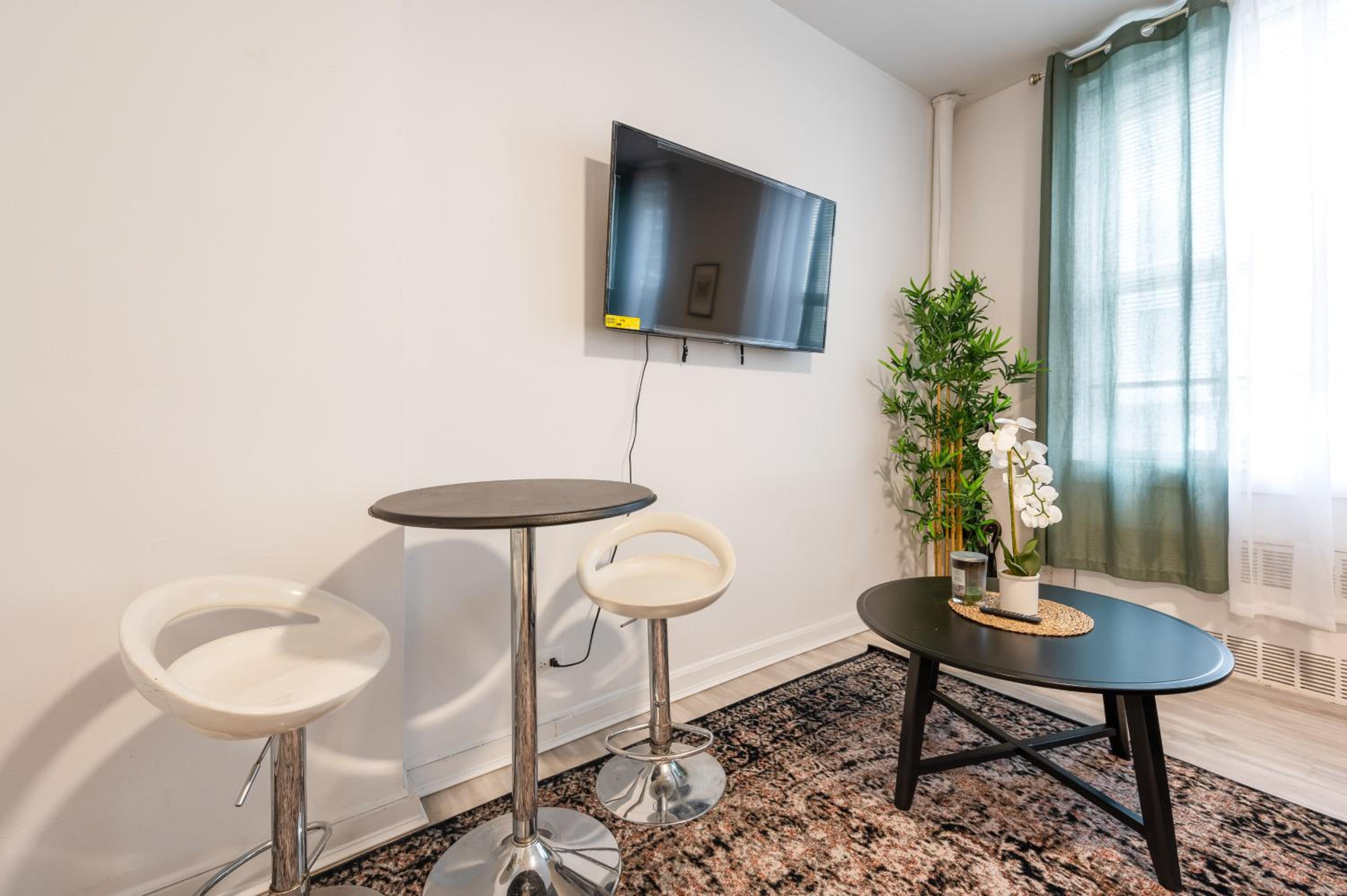 Apartment photo 3