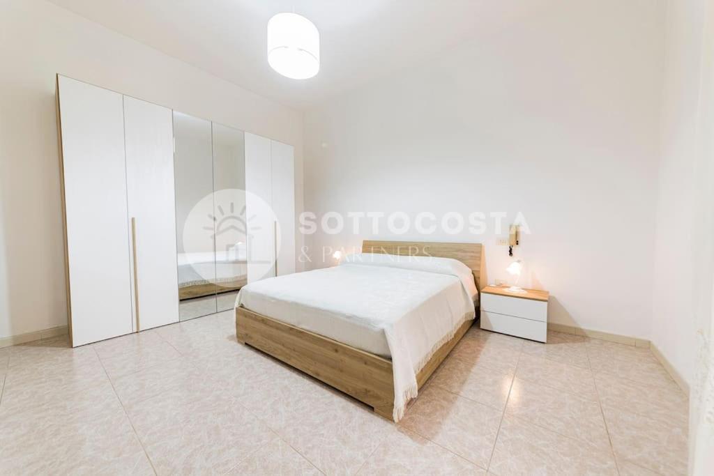 Three-Bedroom Apartment photo 1