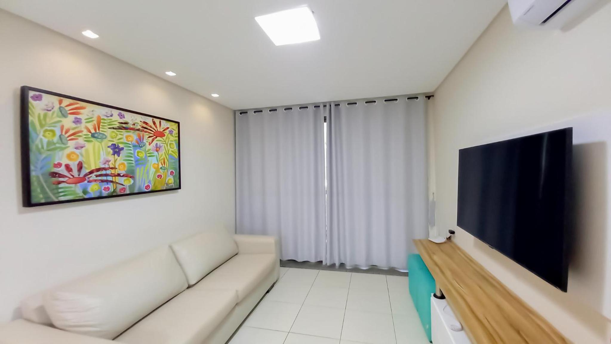 Three-Bedroom Apartment with View photo 1