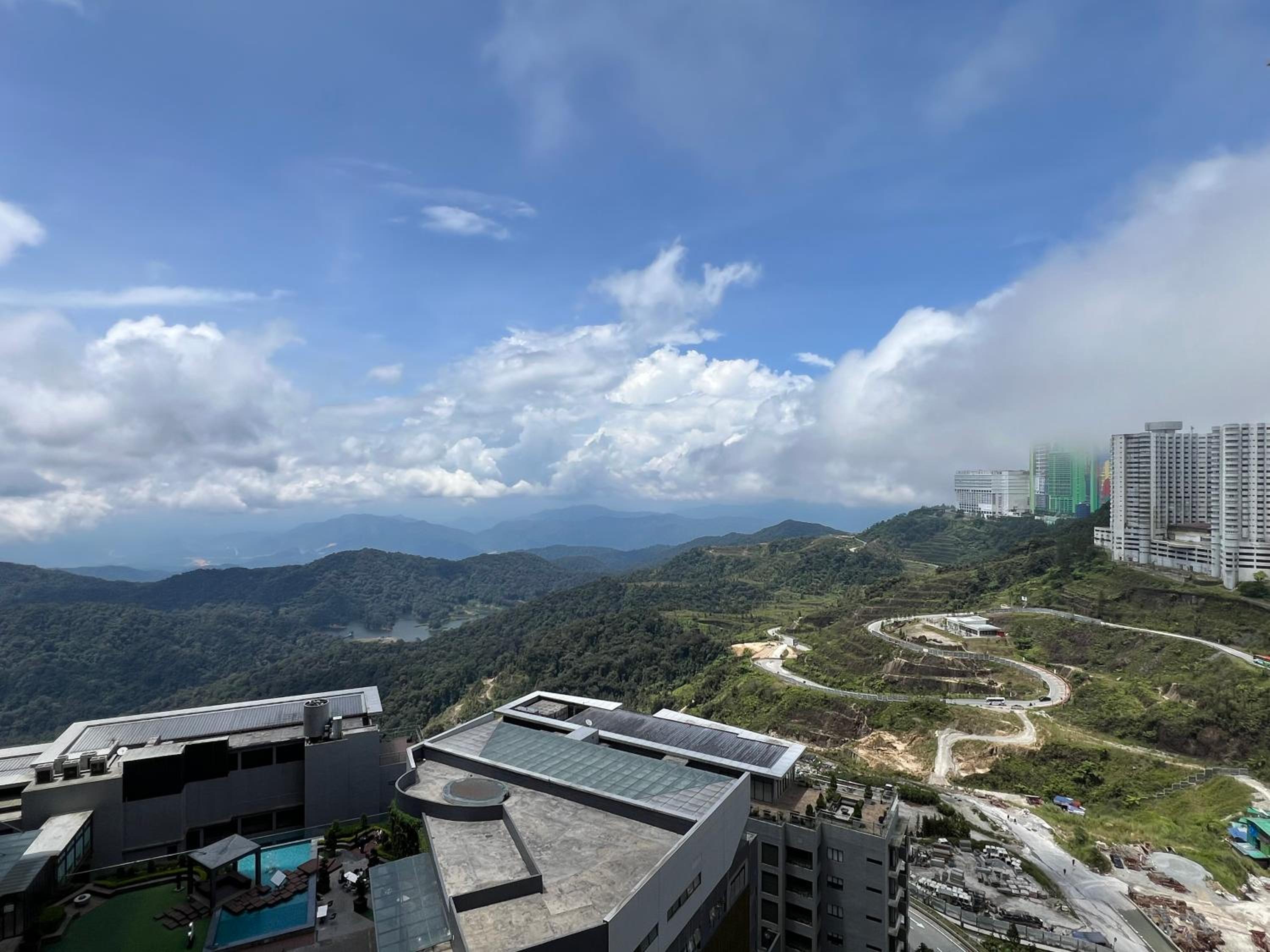 Studio with Mountain View - Photo 16