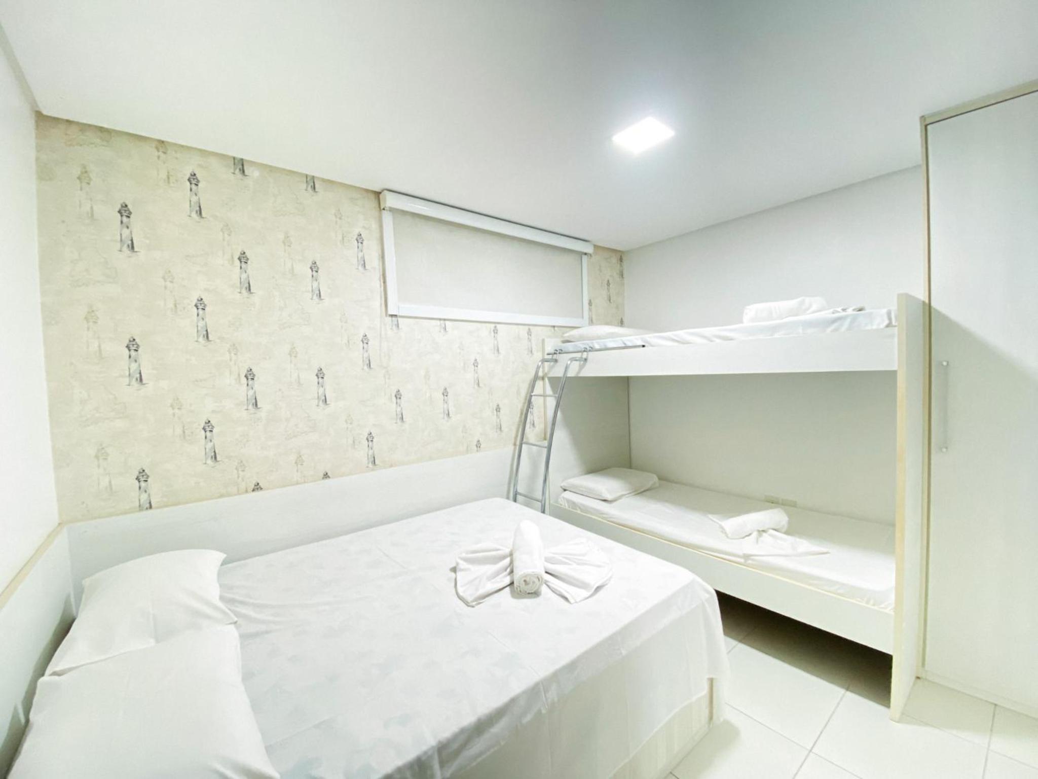 Two-Bedroom Apartment with View photo 2
