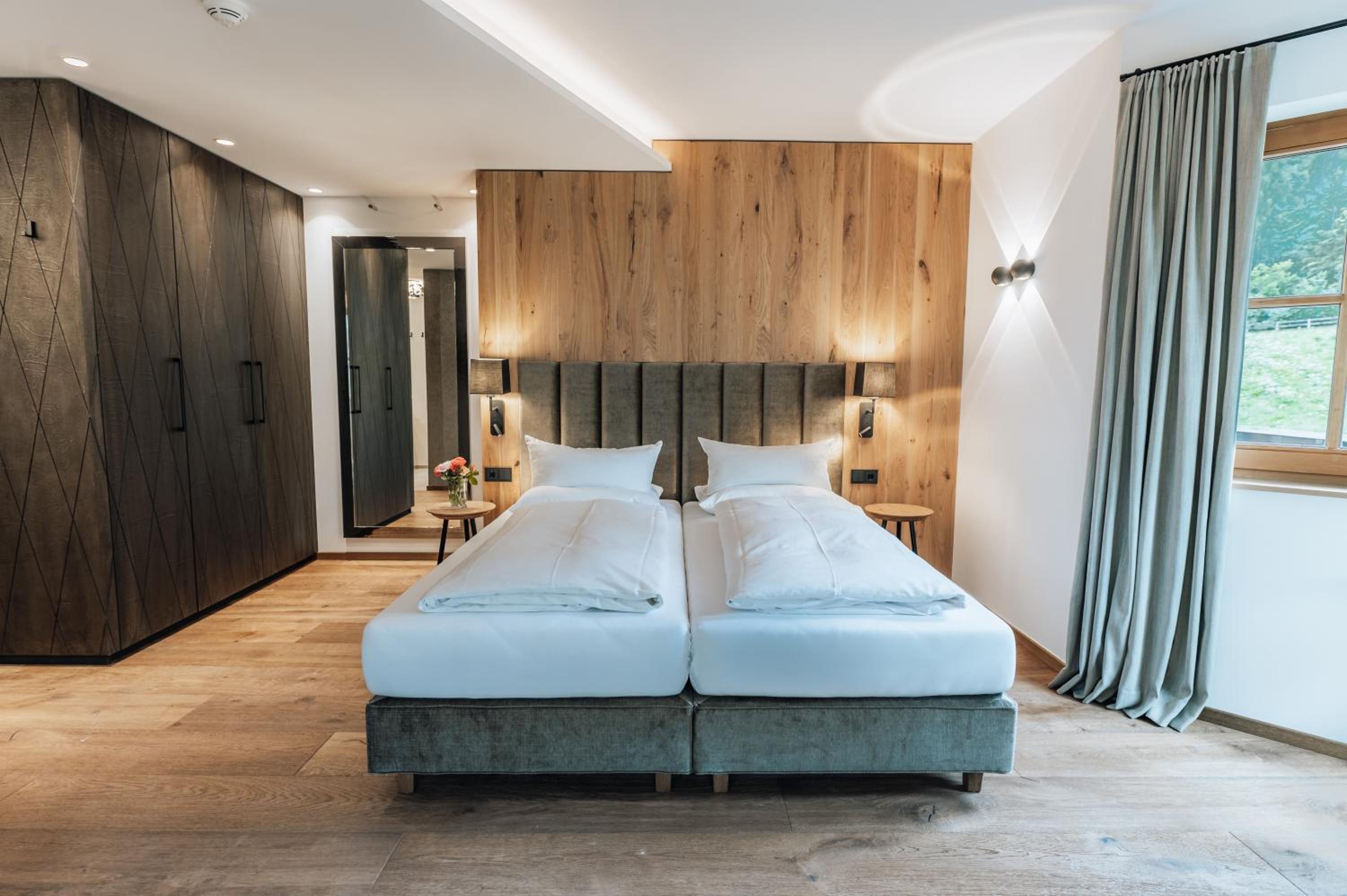 Large Double Room photo 2