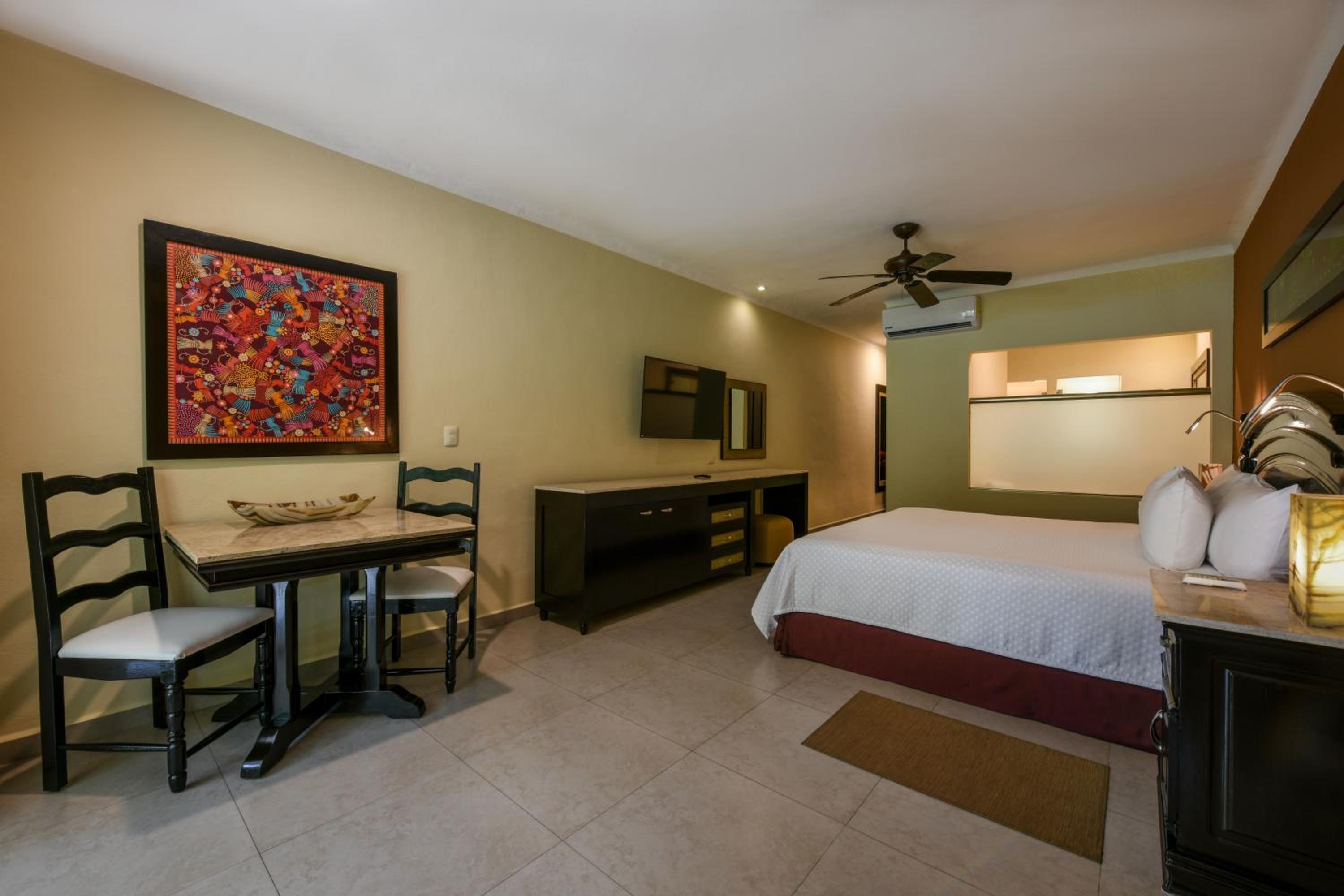 Beachfront Junior Suite