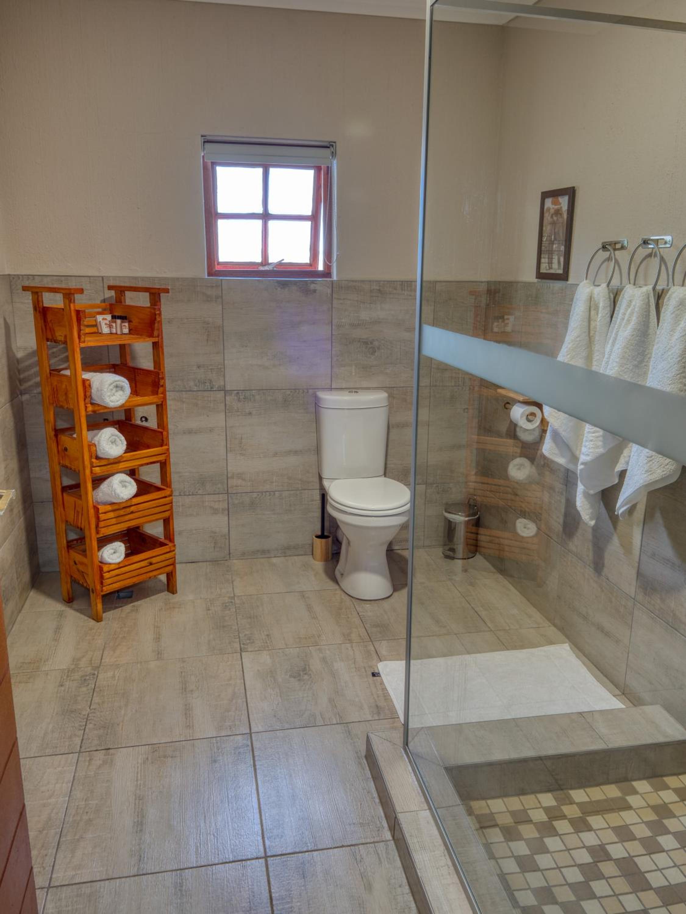 King Room with Balcony photo 2