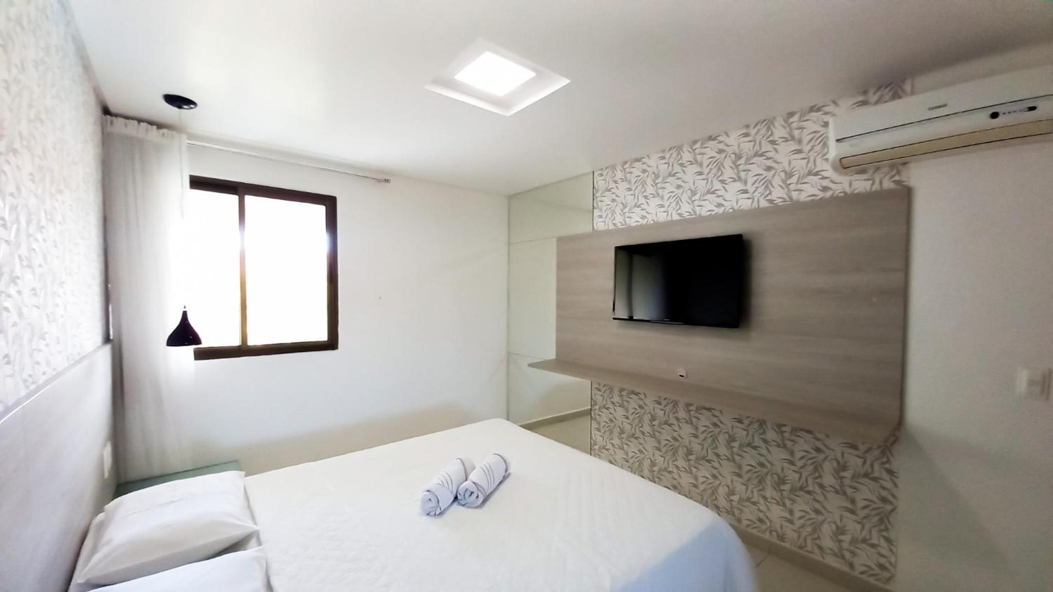 Apartment with Pool View photo 3