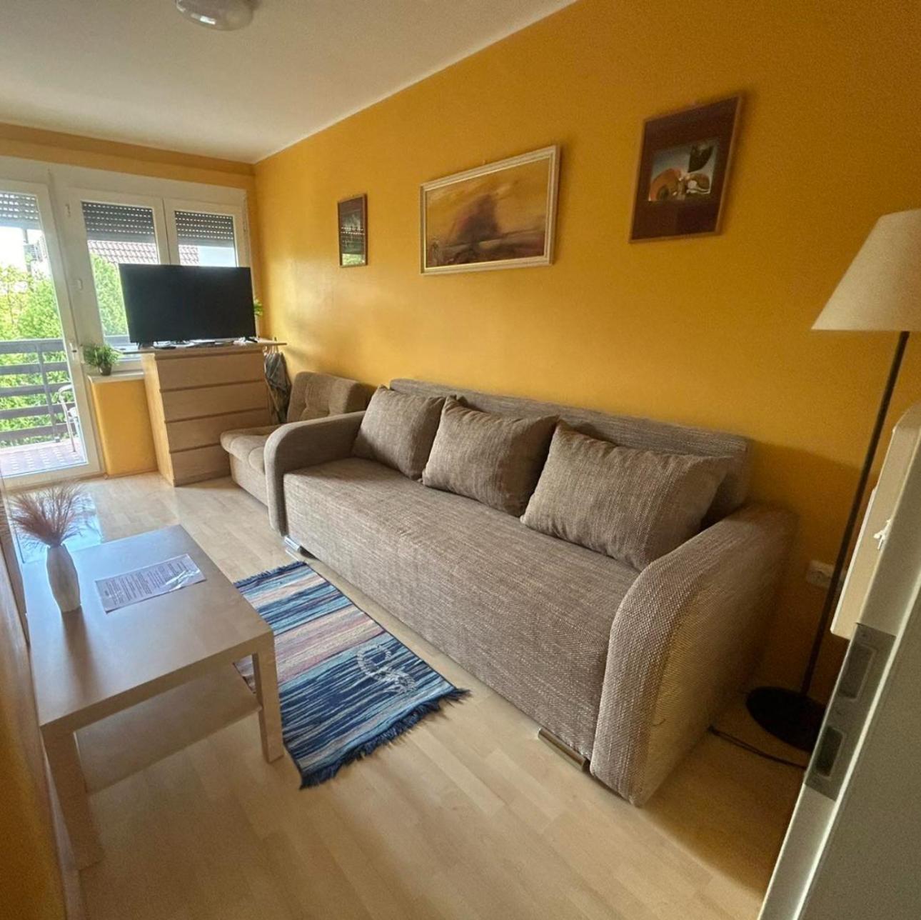 Apartment With Balcony photo 1