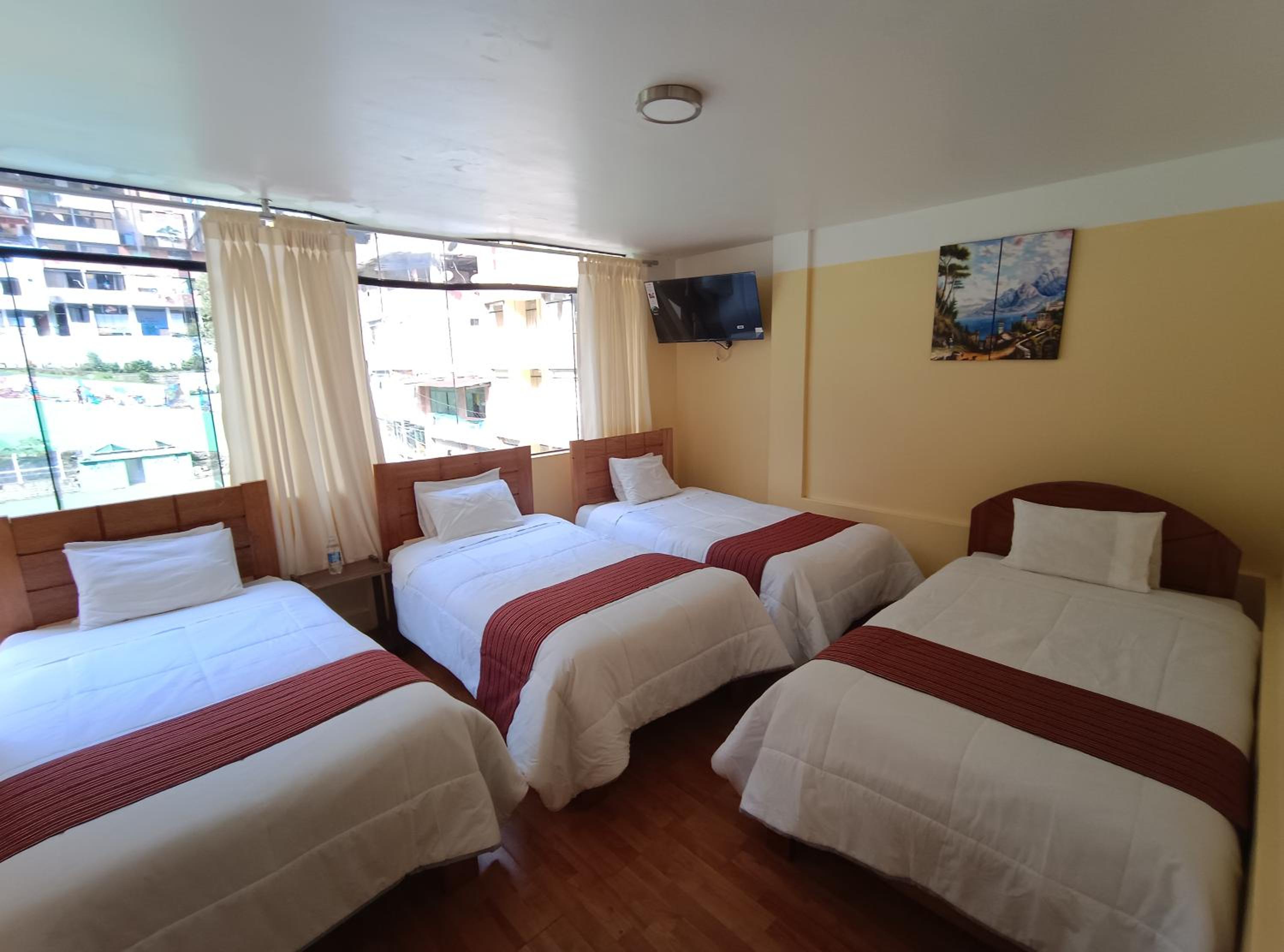 Quadruple Room With Mountain View photo 2