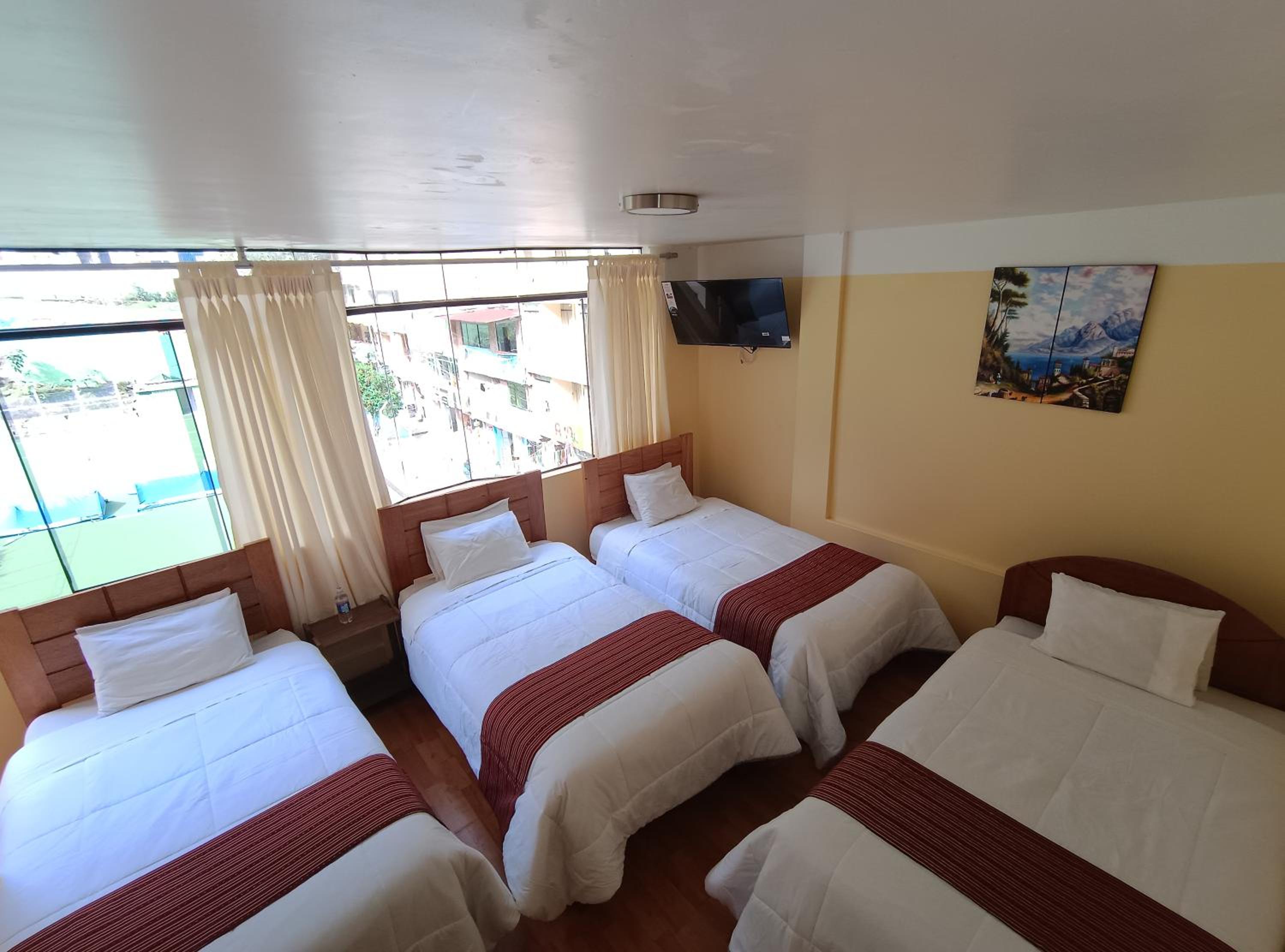 Quadruple Room With Mountain View photo 3