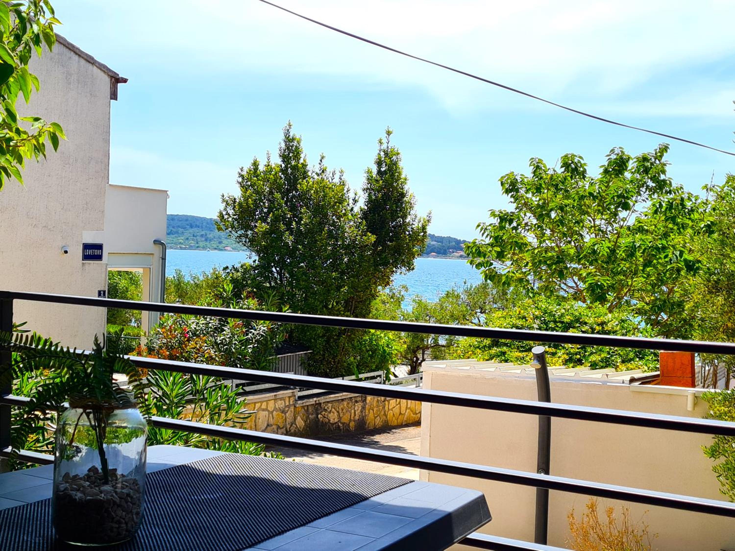 Apartment with Sea View photo 2