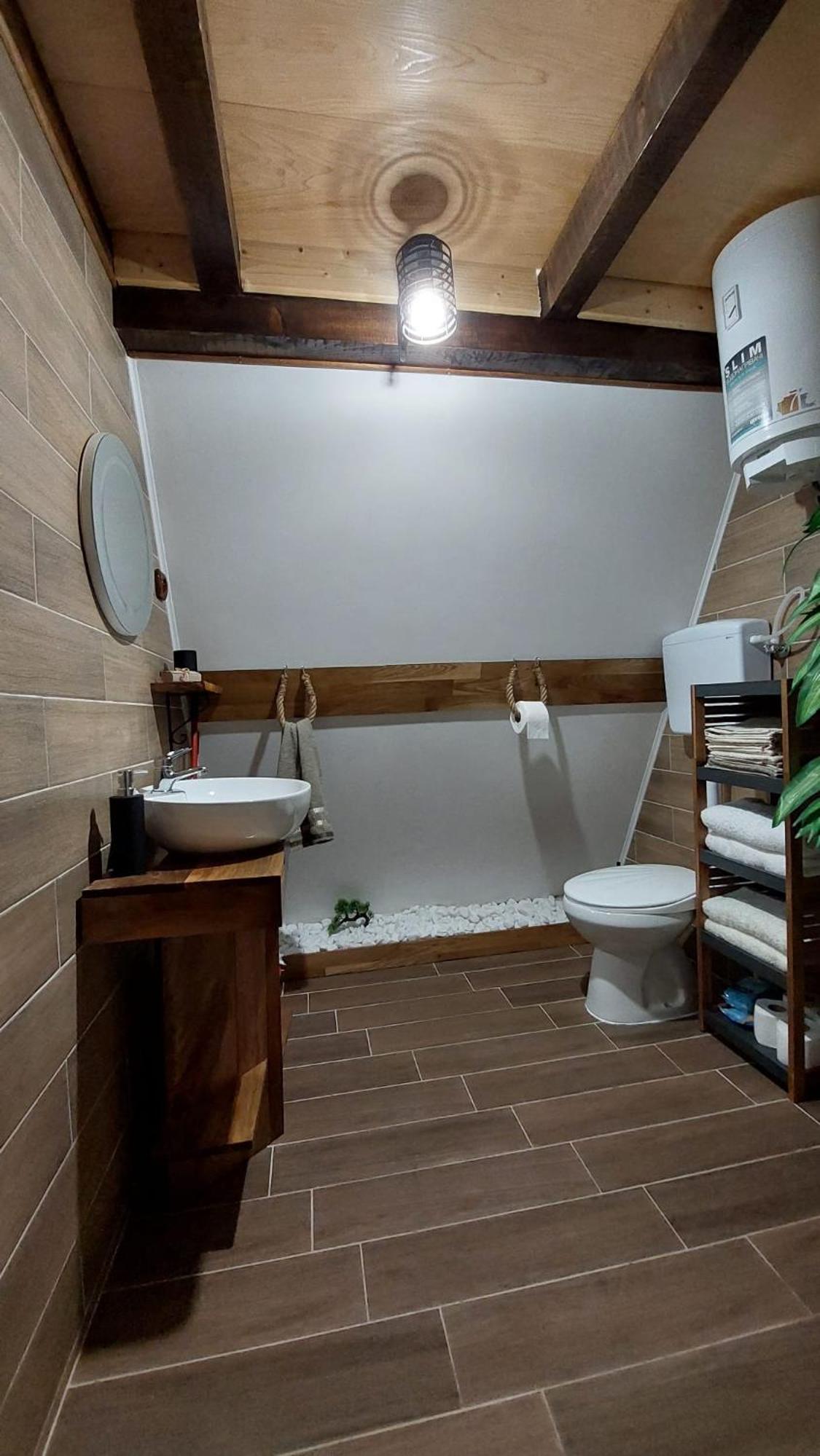 One-Bedroom House photo 3