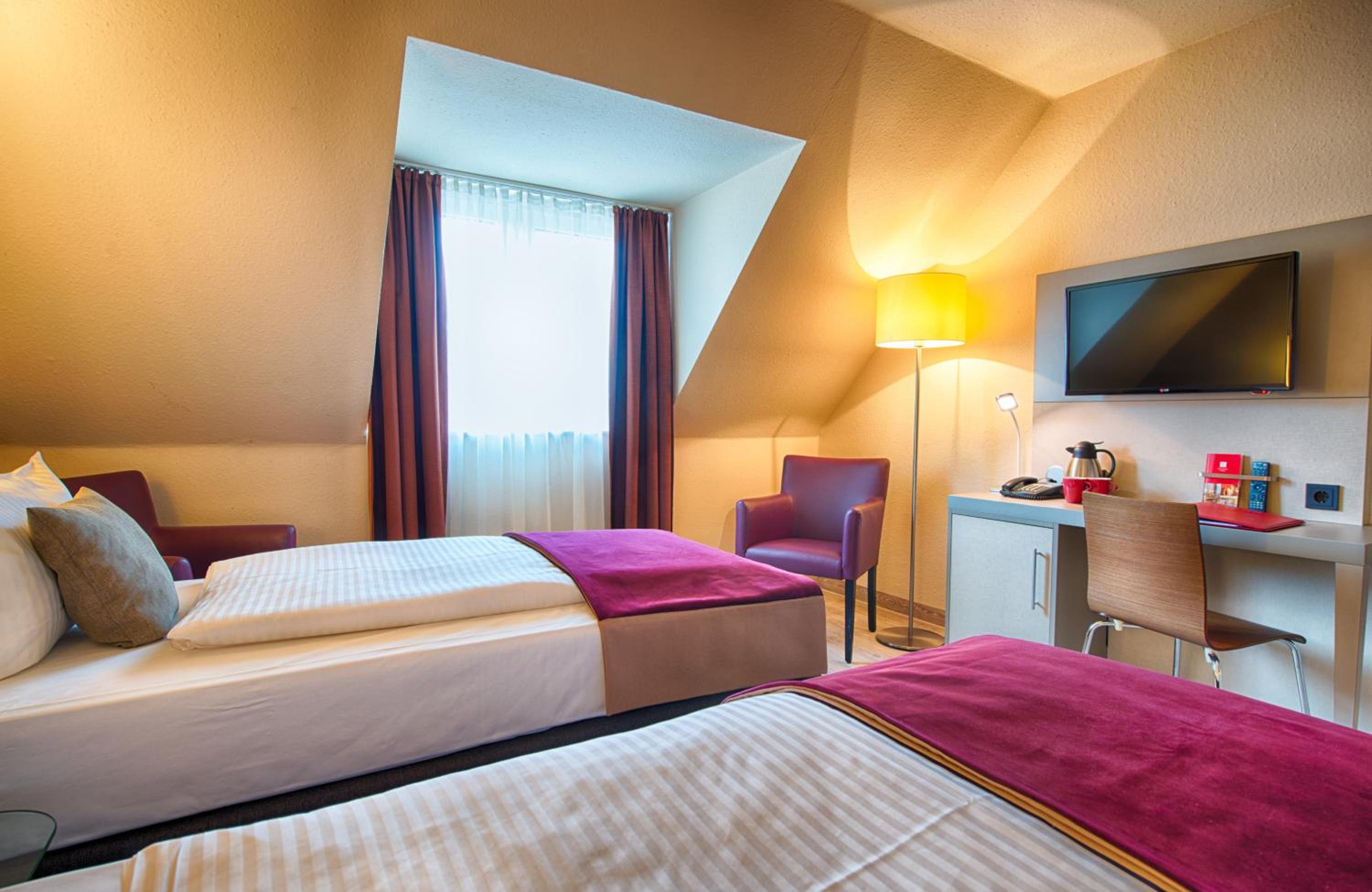 Comfort Twin Room - Photo 5