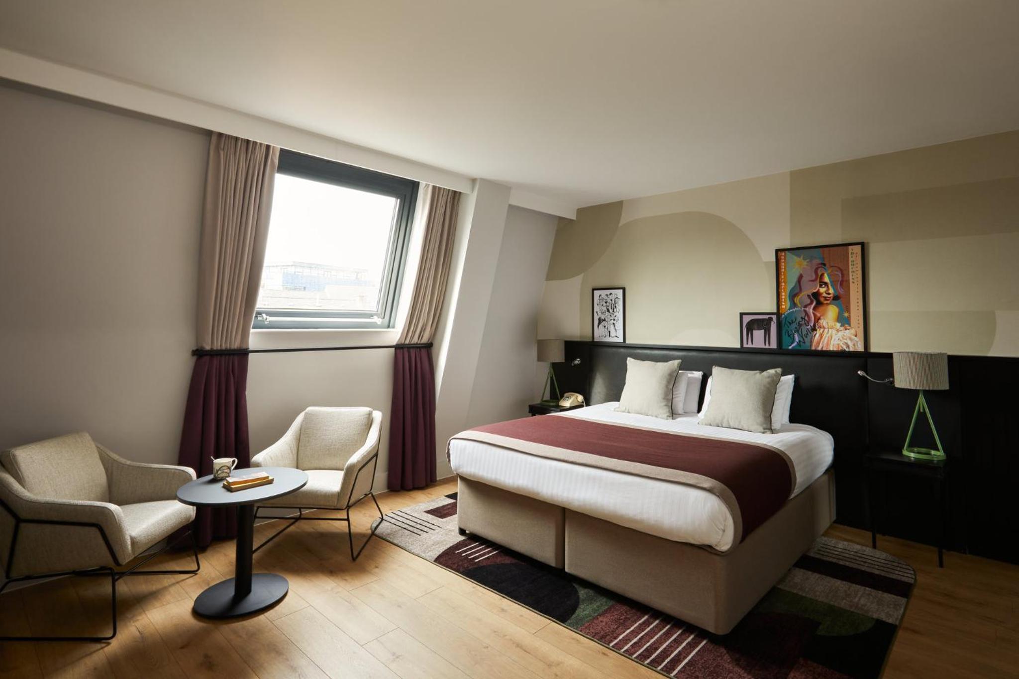 Super King Premium with Stocked Mini Bar - Photo 1