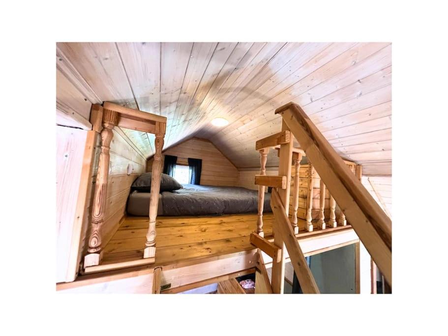 One-Bedroom House photo 1