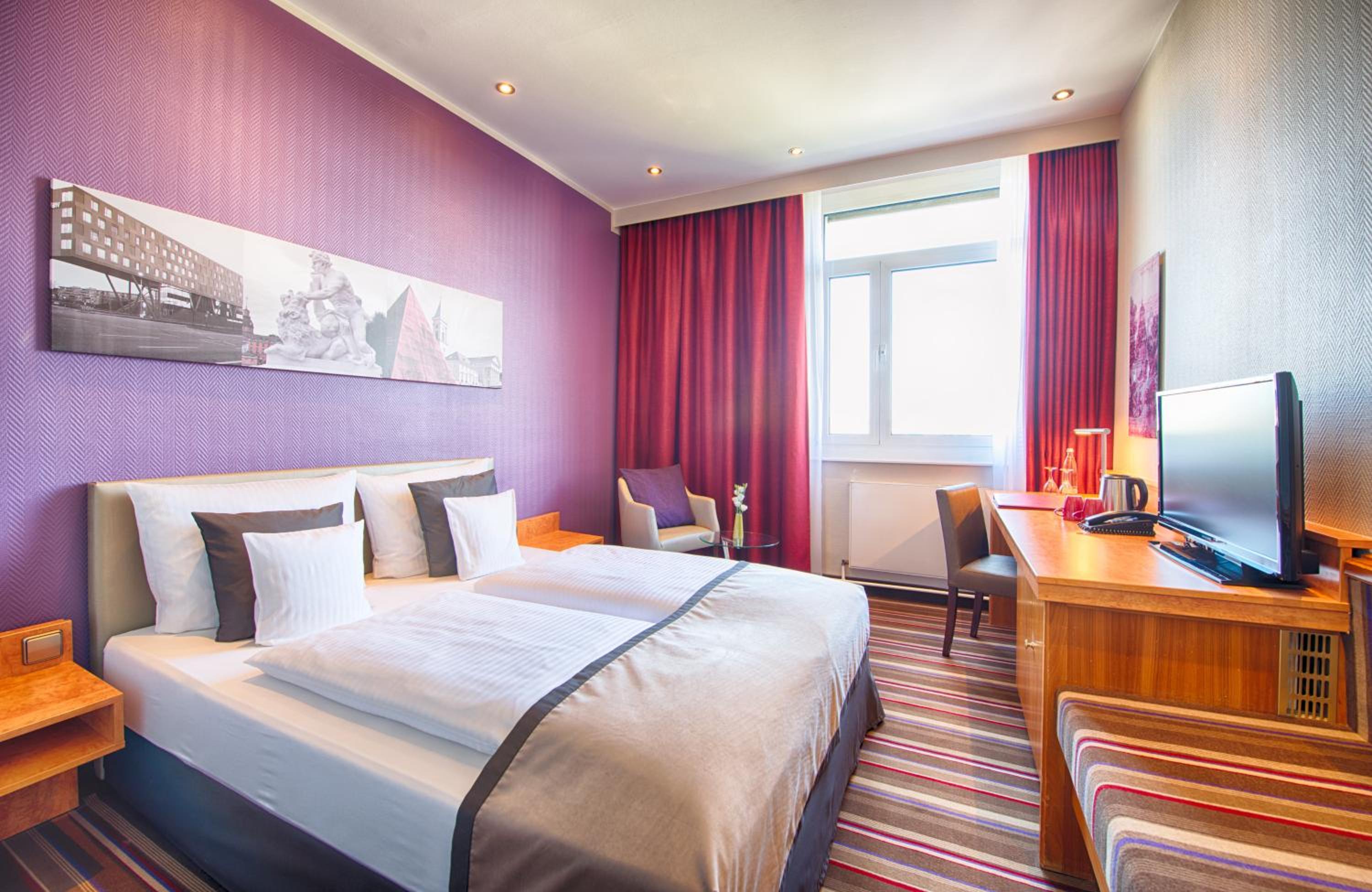Superior Double or Twin Room - Photo 1