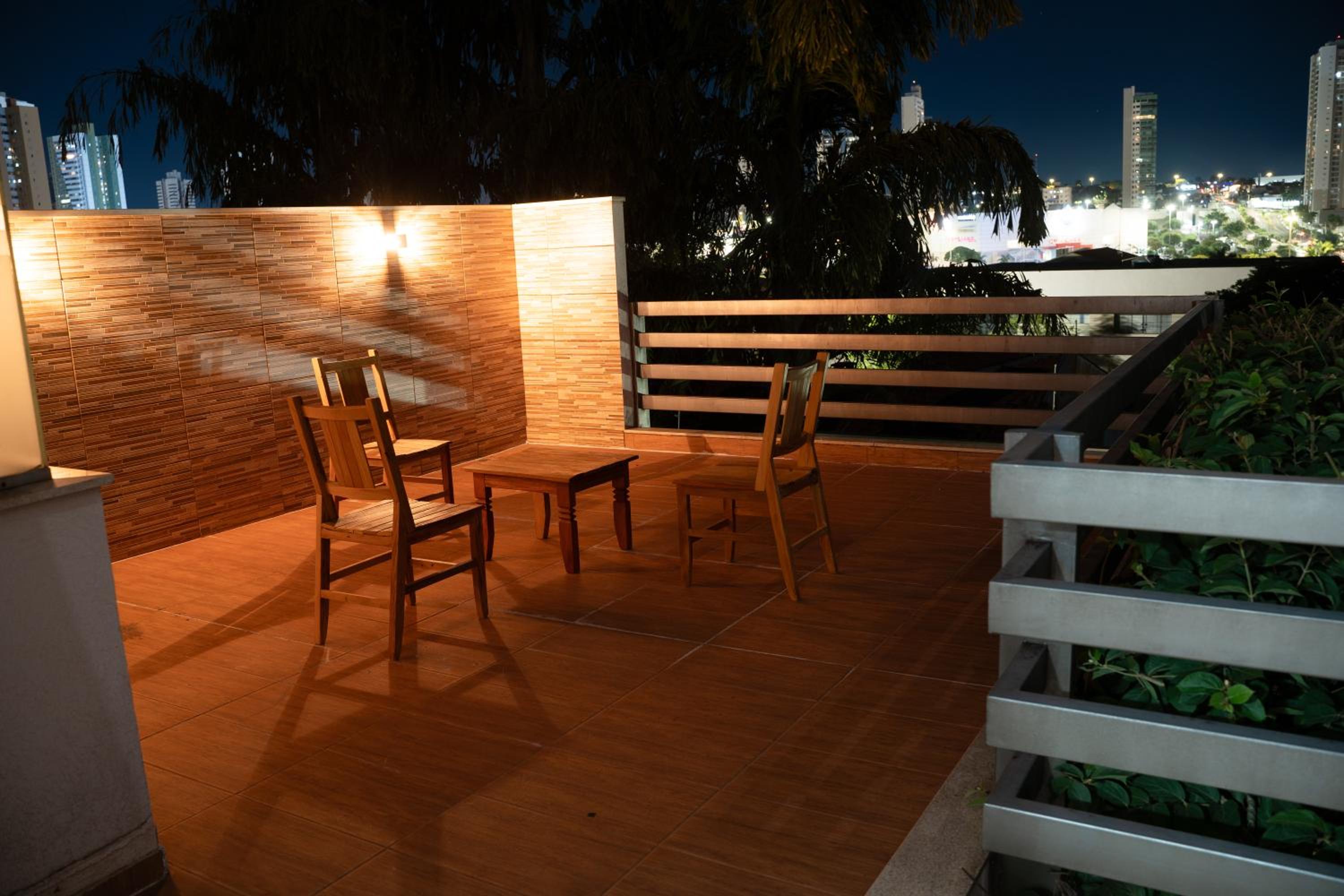 Deluxe Double Room with Balcony photo 2