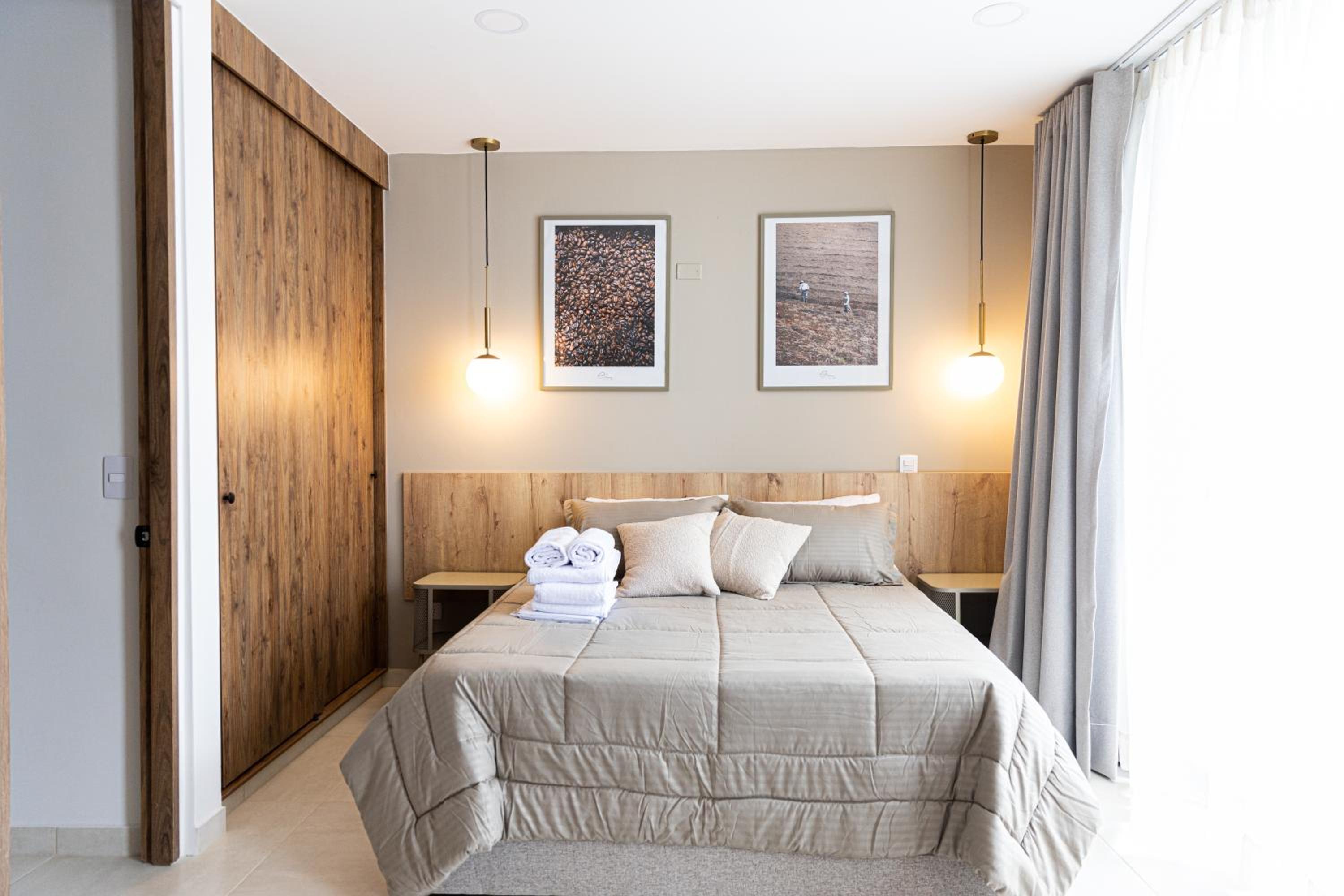 Deluxe Triple Room photo 2