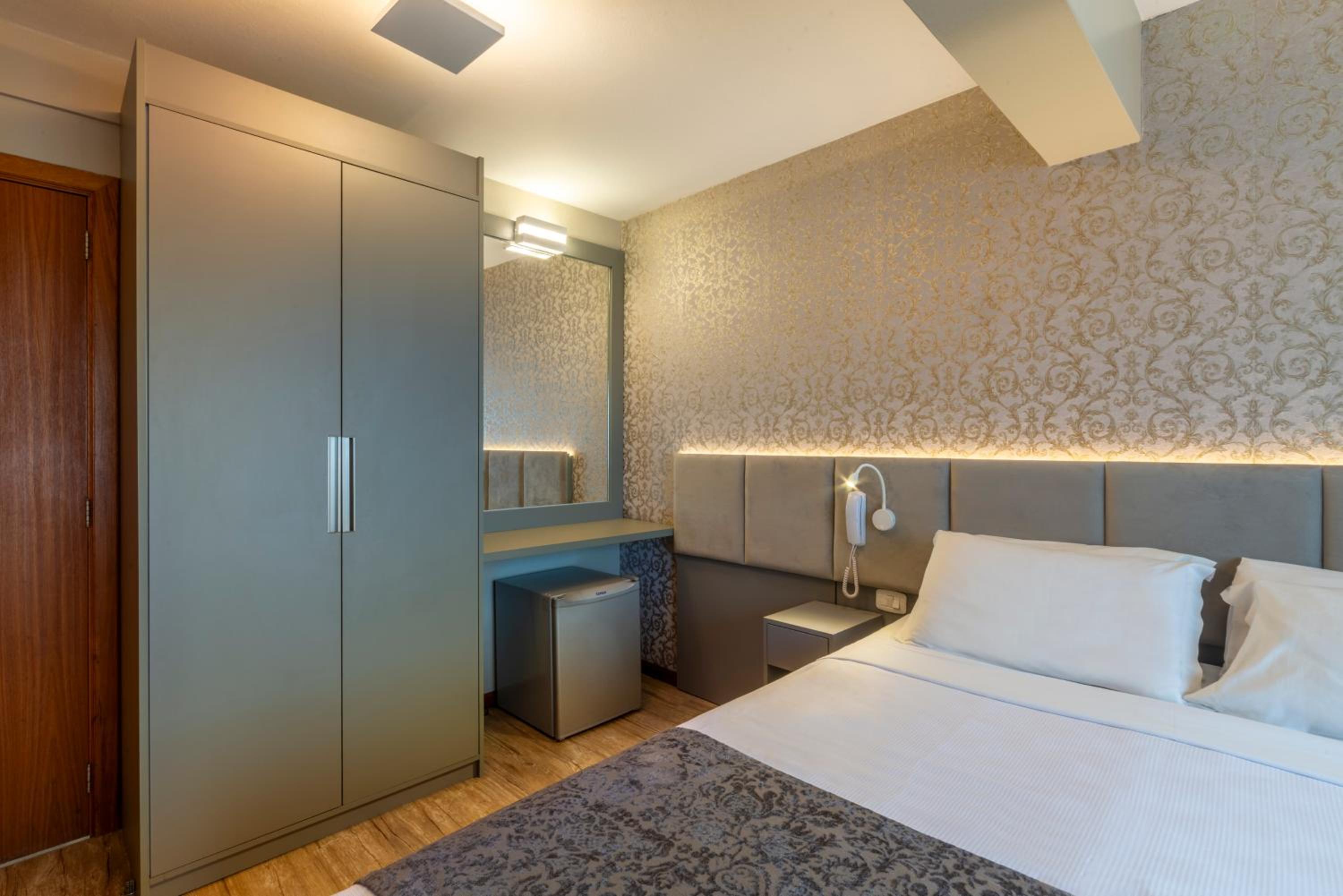Super Luxury Room - Photo 4