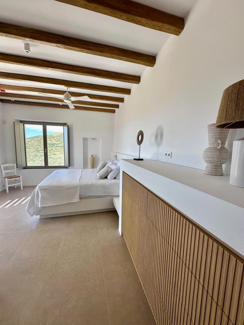 Villa photo 1