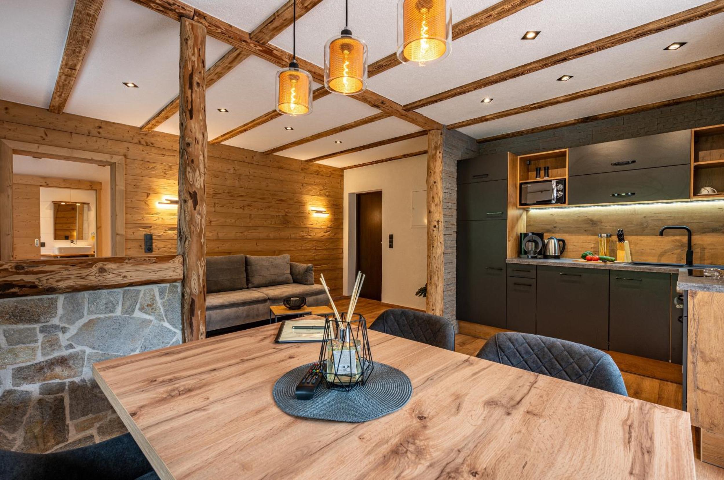 One-Bedroom Apartment with Terrace photo 3