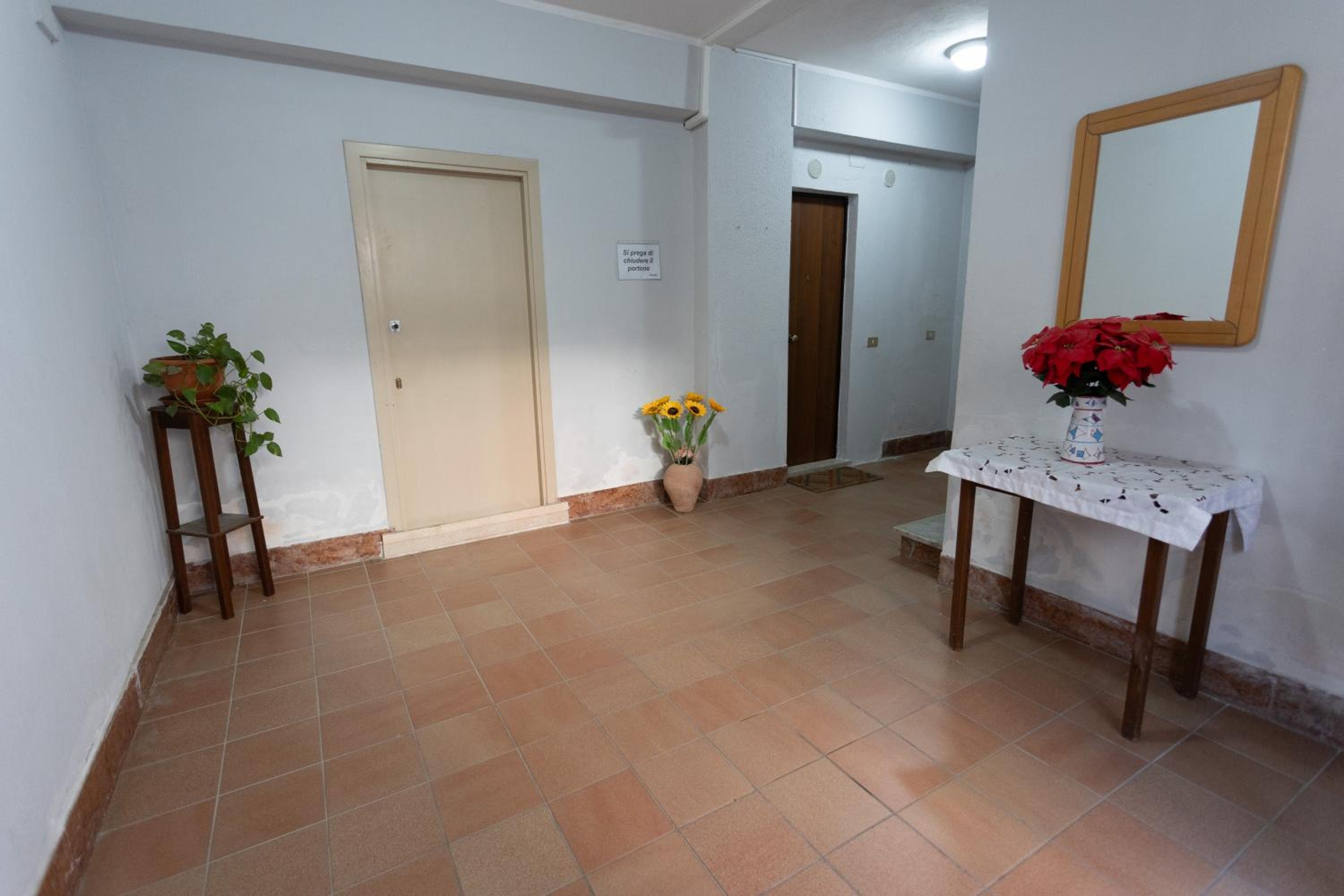 Large Double Room photo 3