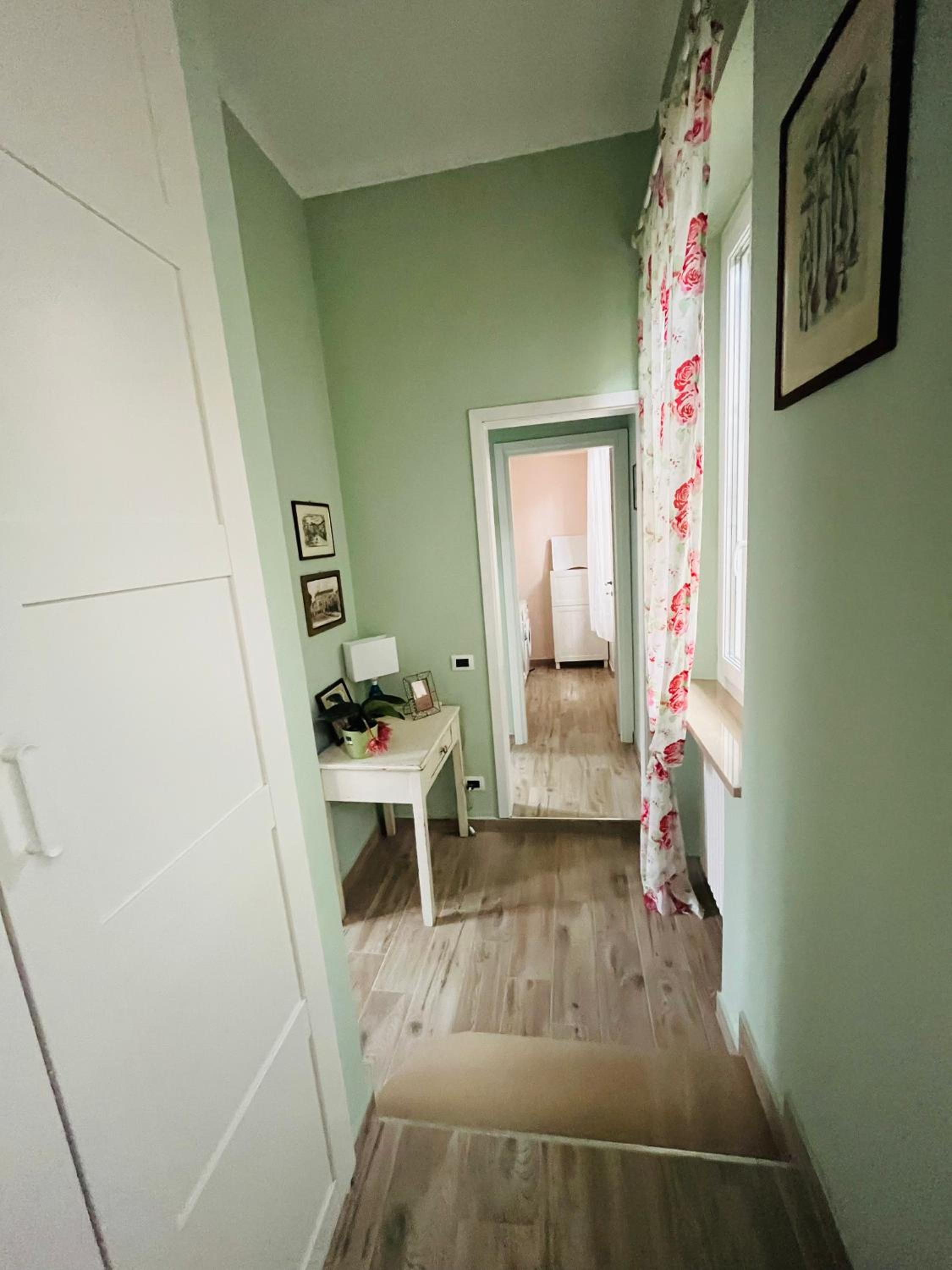 One-Bedroom House photo 1
