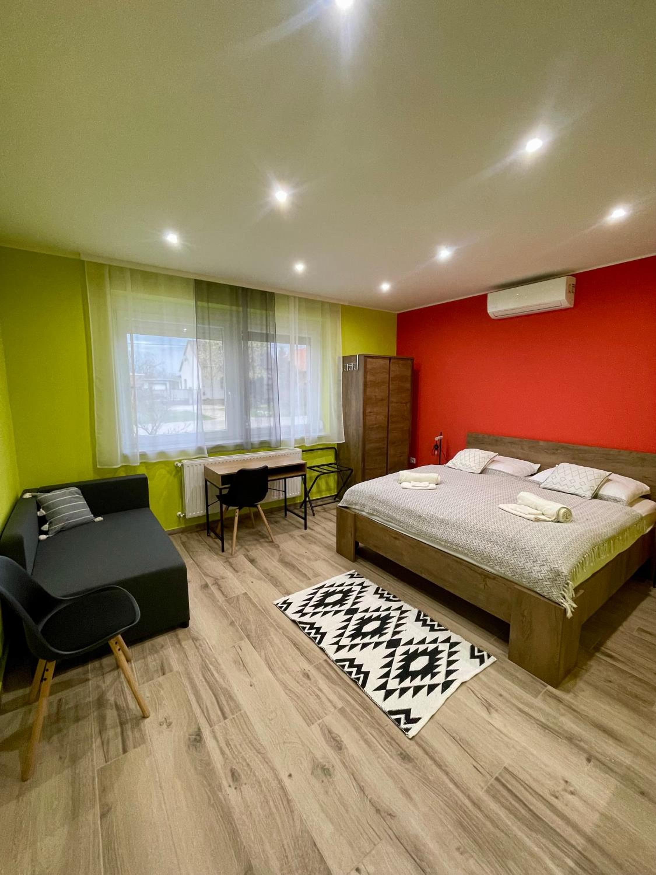 Three-Bedroom Chalet photo 3