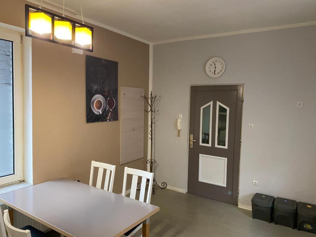 Two-Bedroom Apartment photo 3