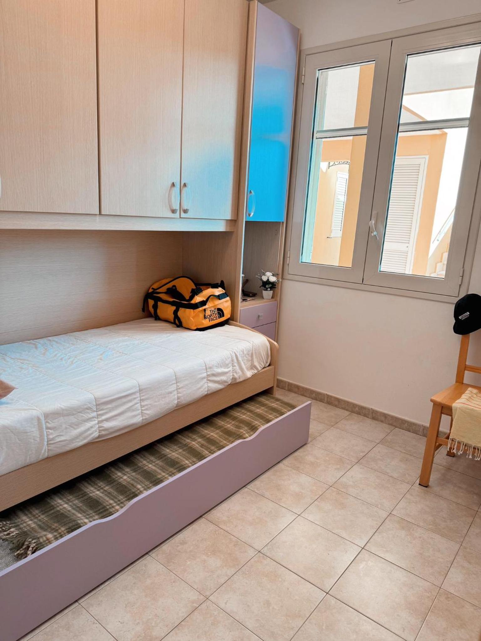 Two-Bedroom House photo 2