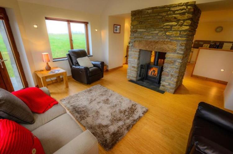 Three-Bedroom House photo 1