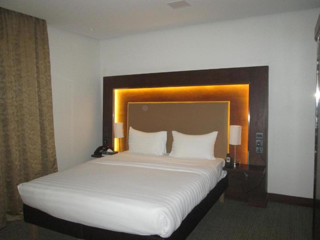 Three-Bedroom Premium Apartment