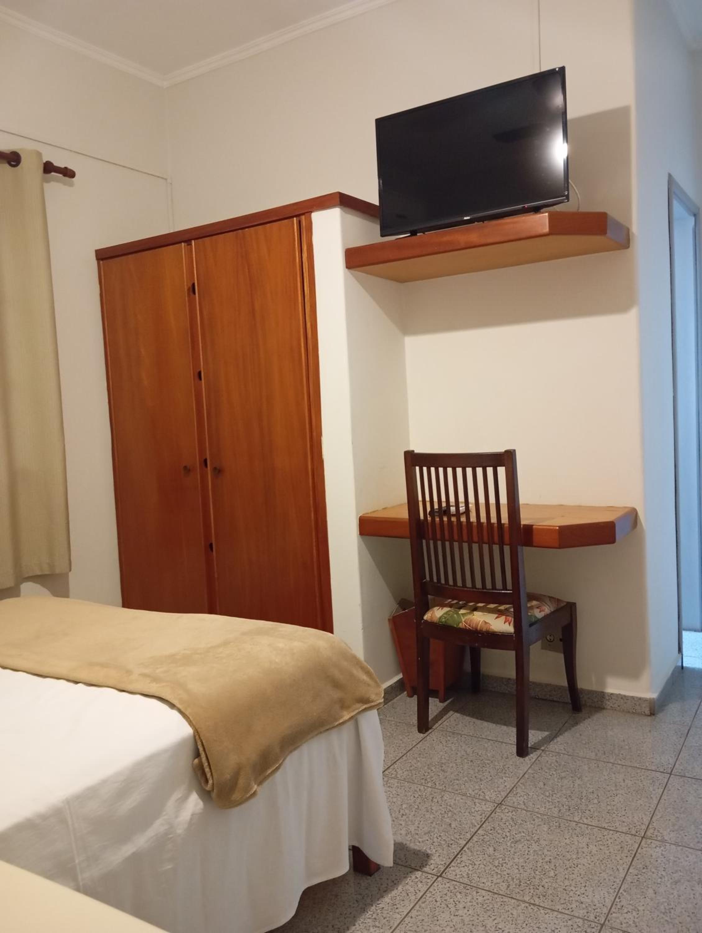 Comfort Triple Room