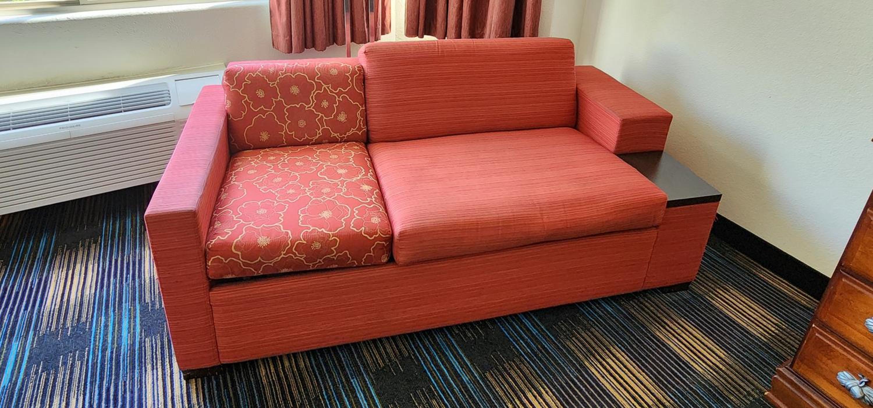 Queen Suite with Sofa Bed - Non-Smoking - Photo 22